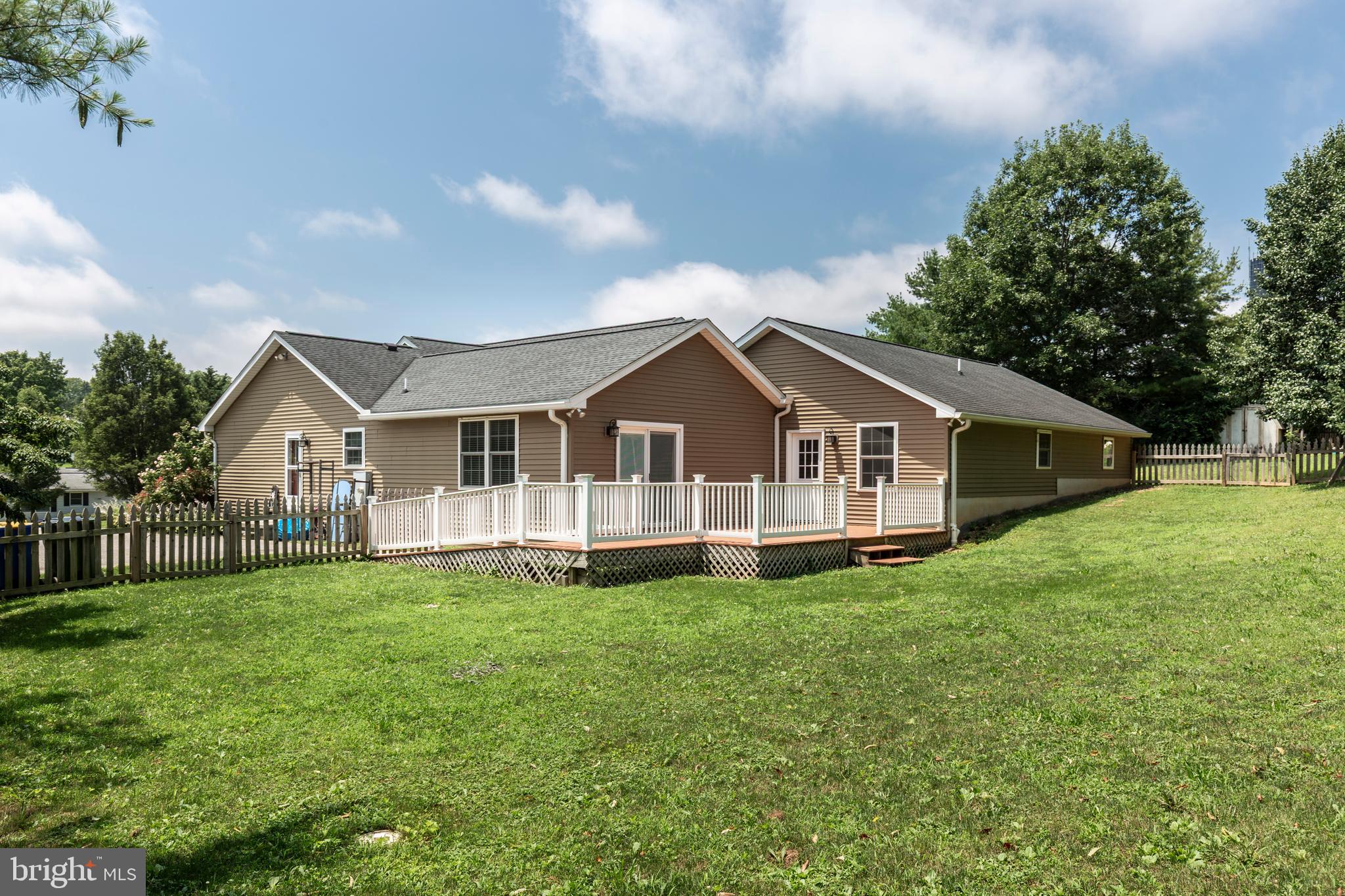 102 HERITAGE DRIVE