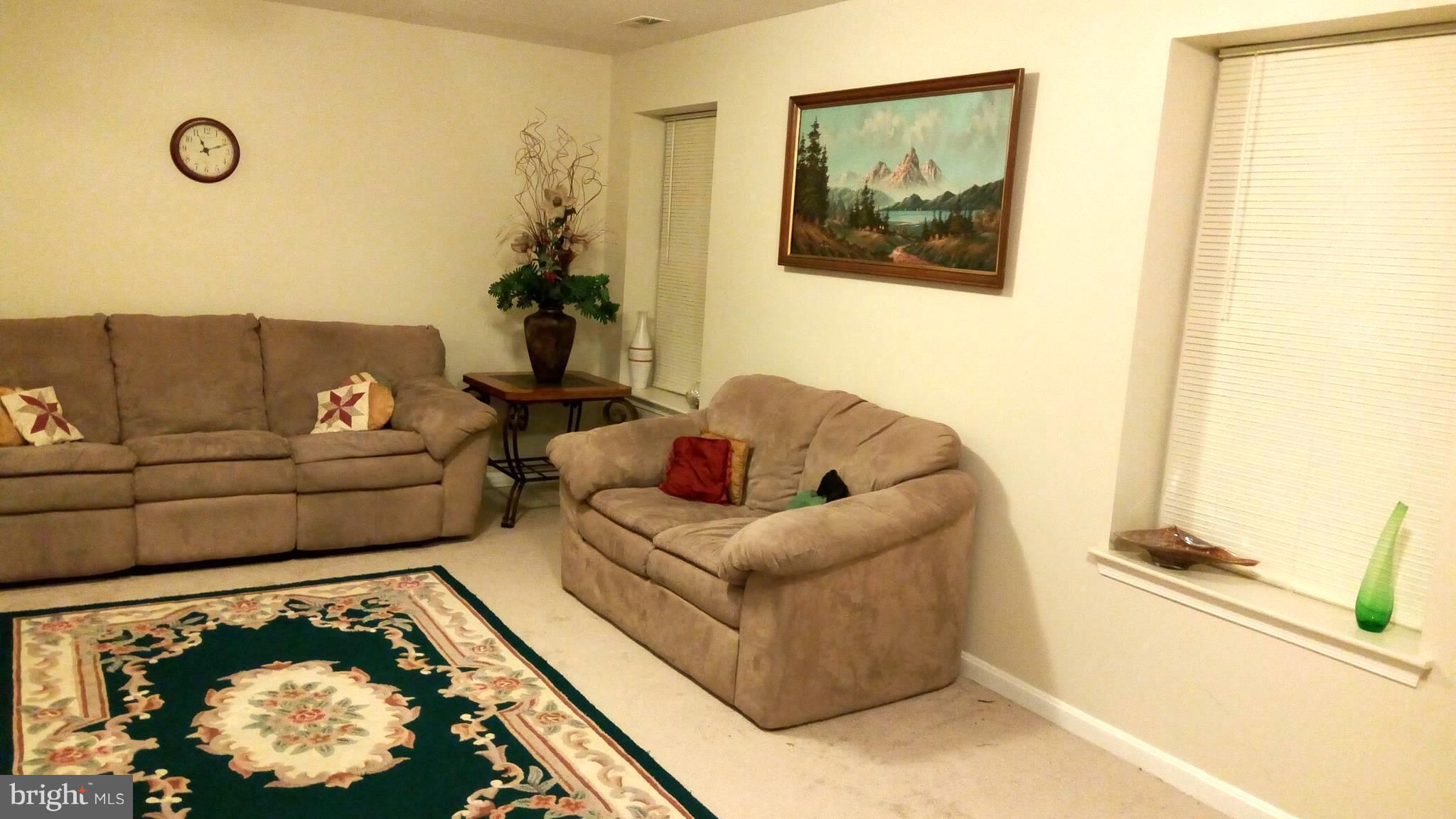 OAK CREST - Residential