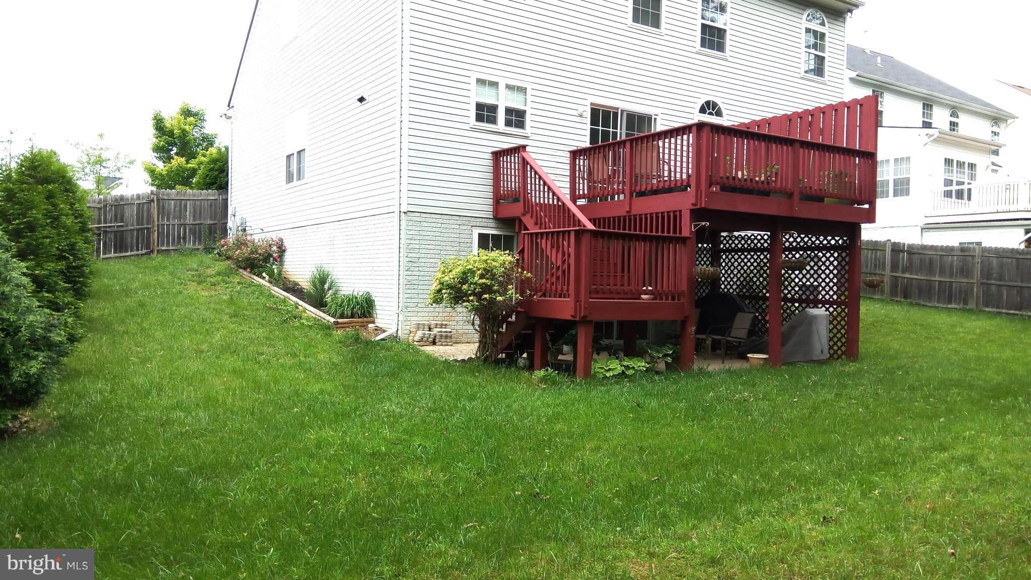 OAK CREST - Residential