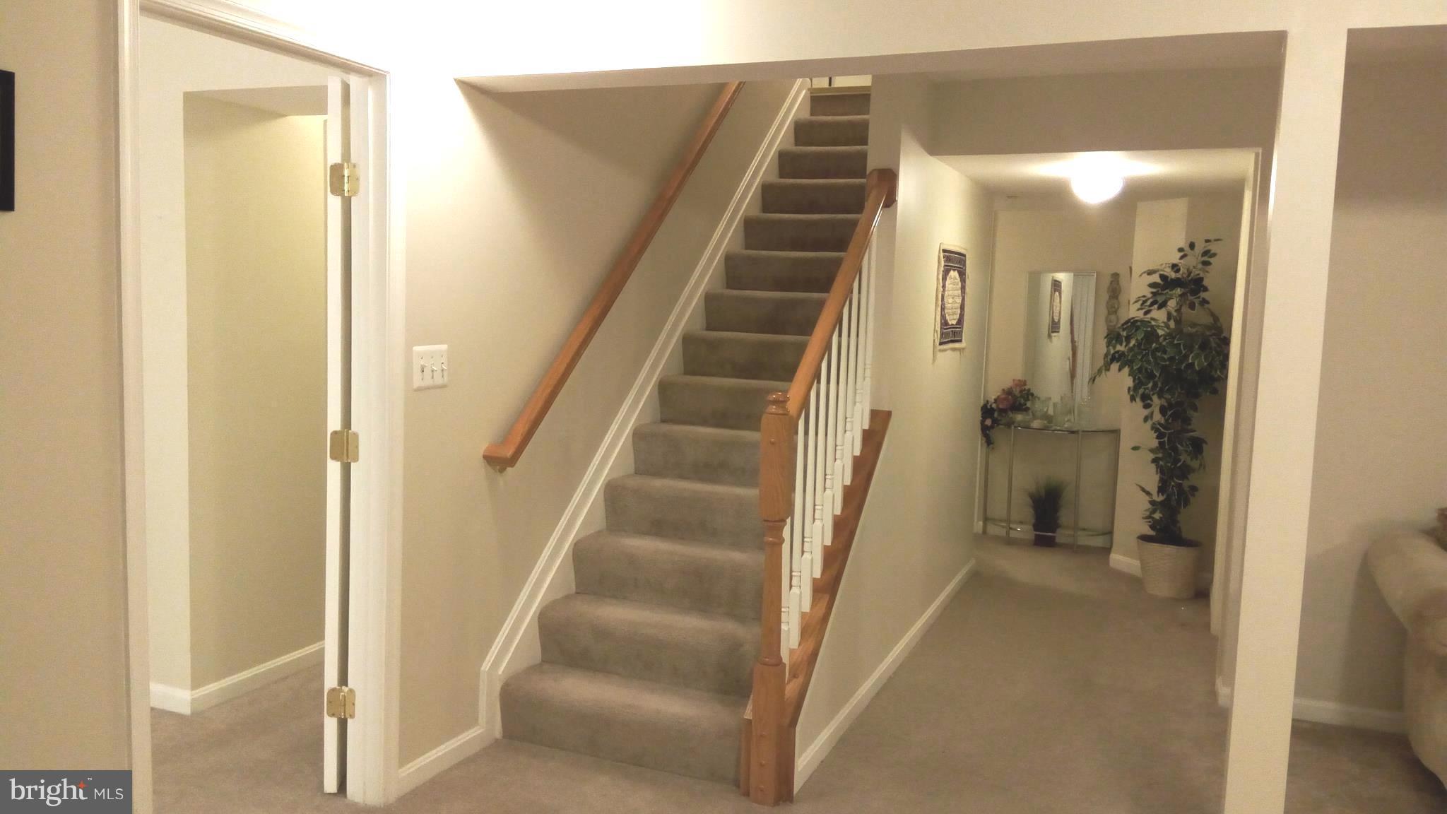 OAK CREST - Residential