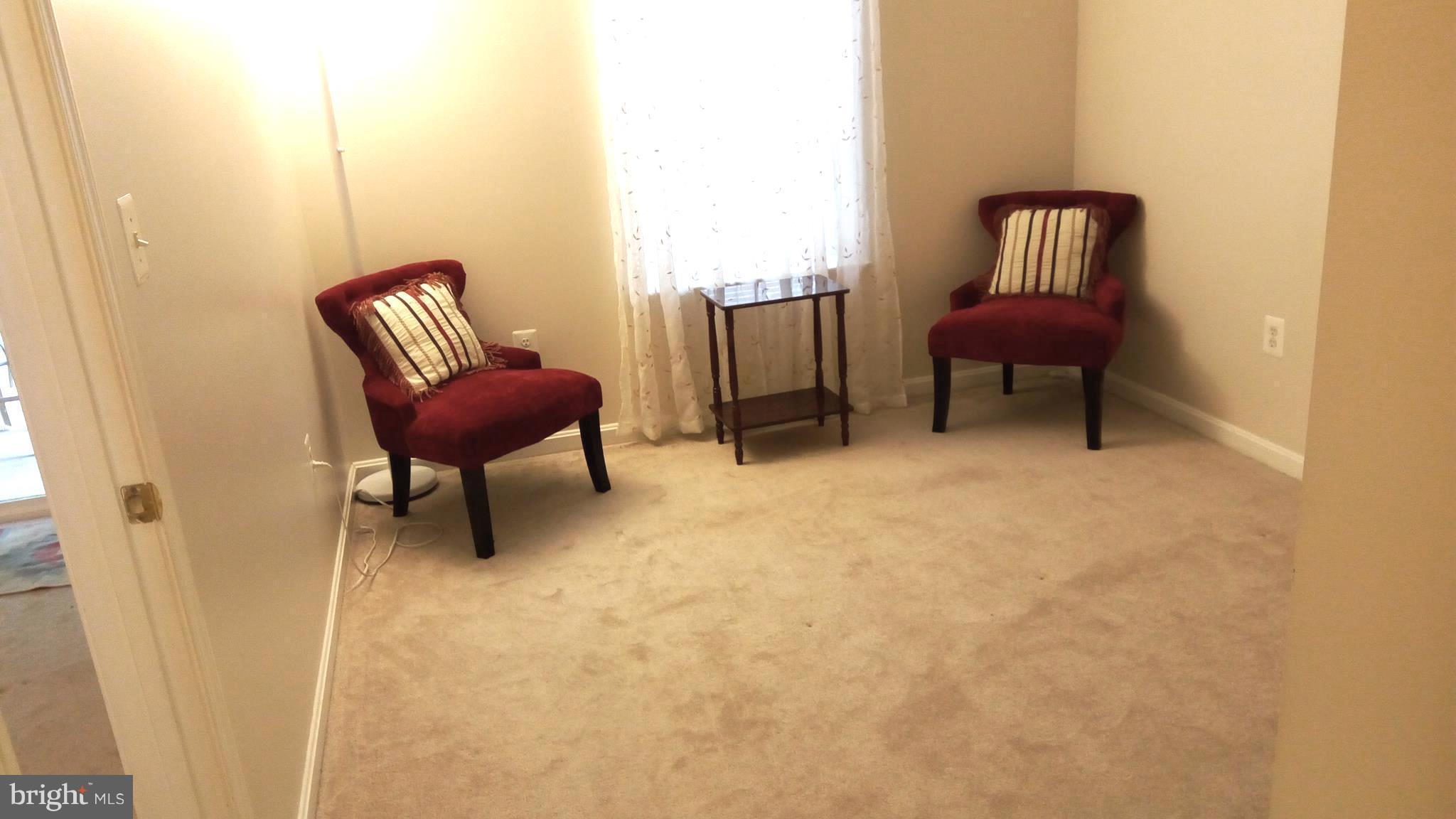 OAK CREST - Residential