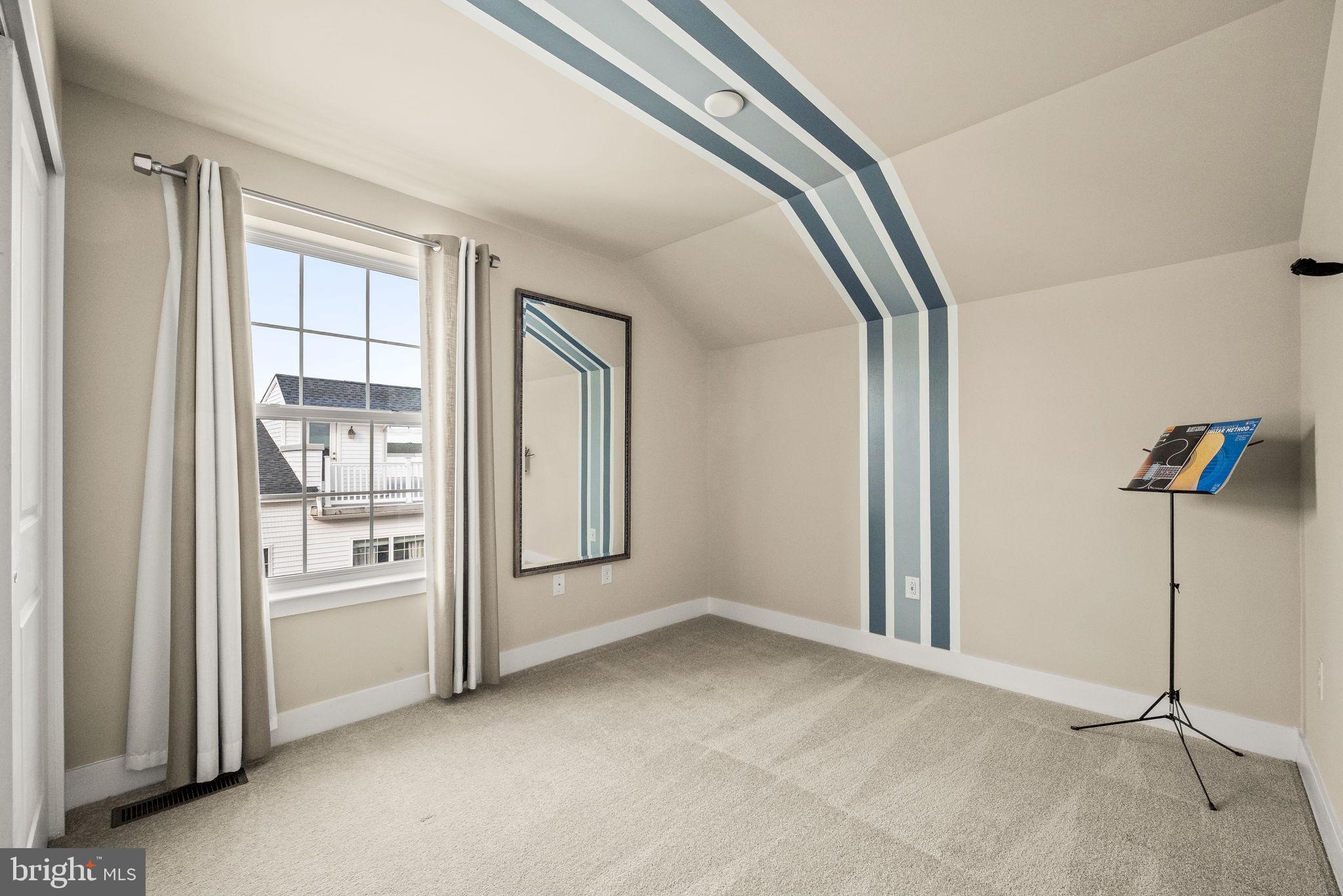 WATERSIDE - Residential