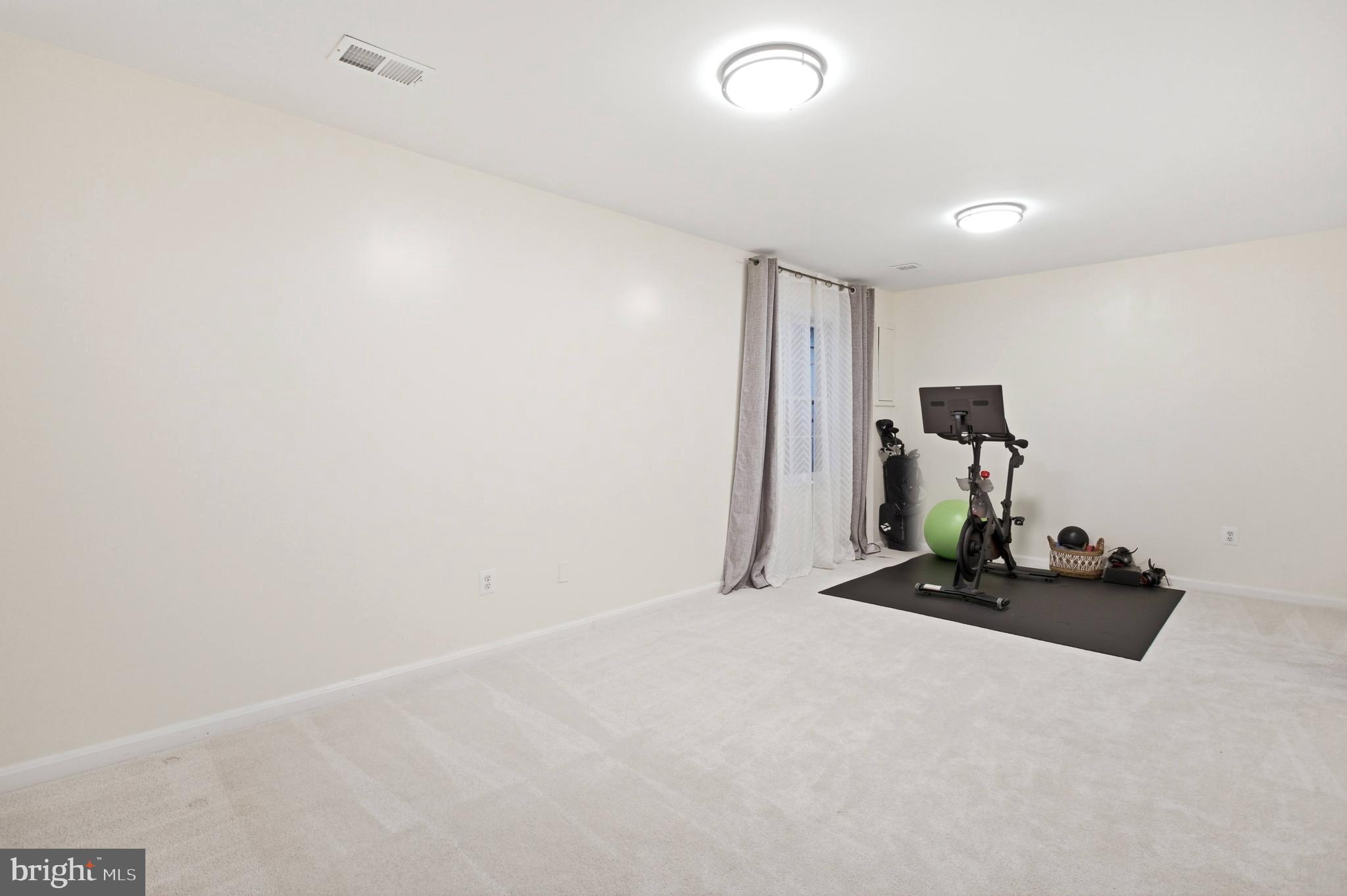 COMSTOCK - Residential