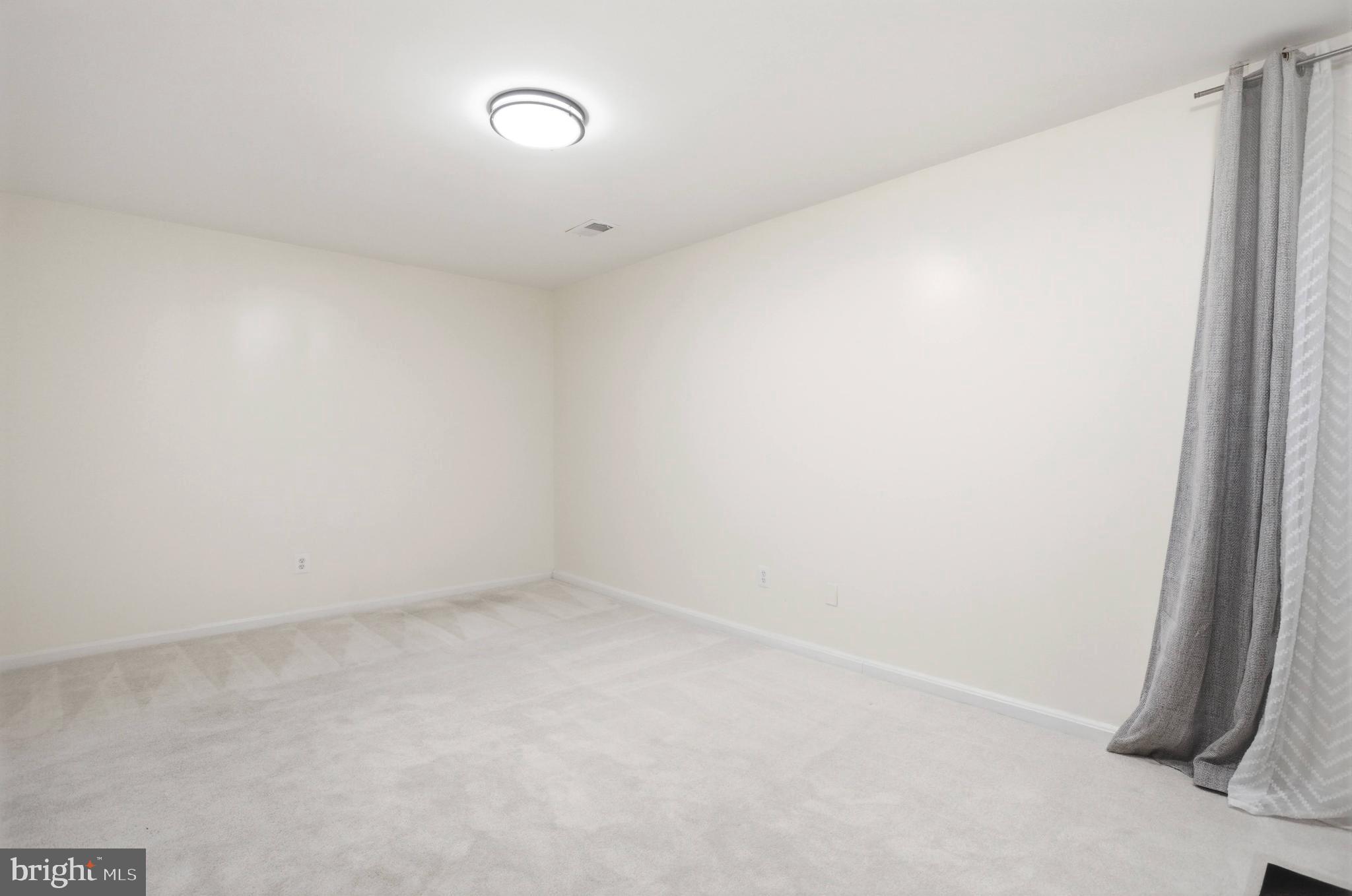 COMSTOCK - Residential