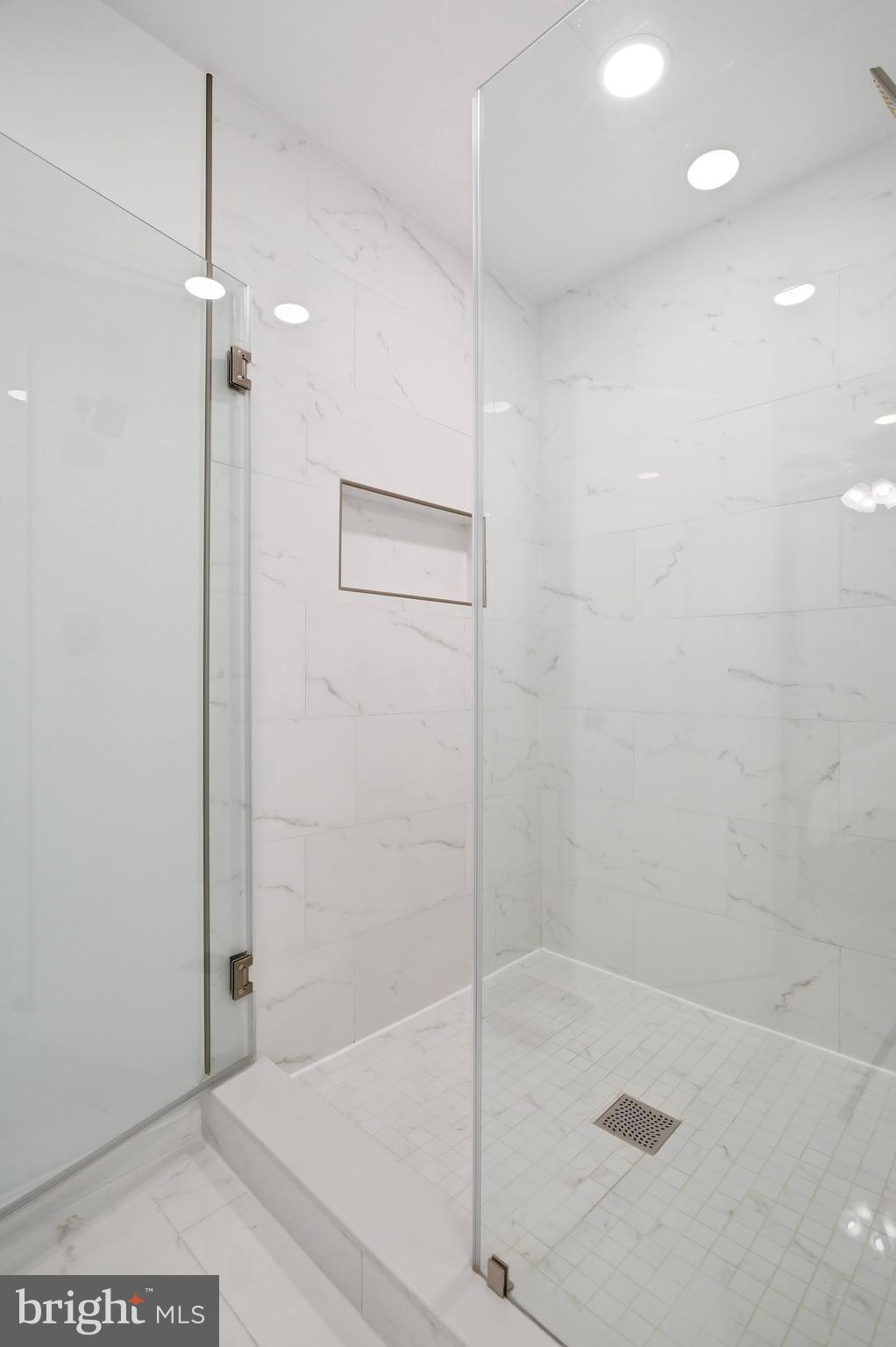 COMSTOCK - Residential