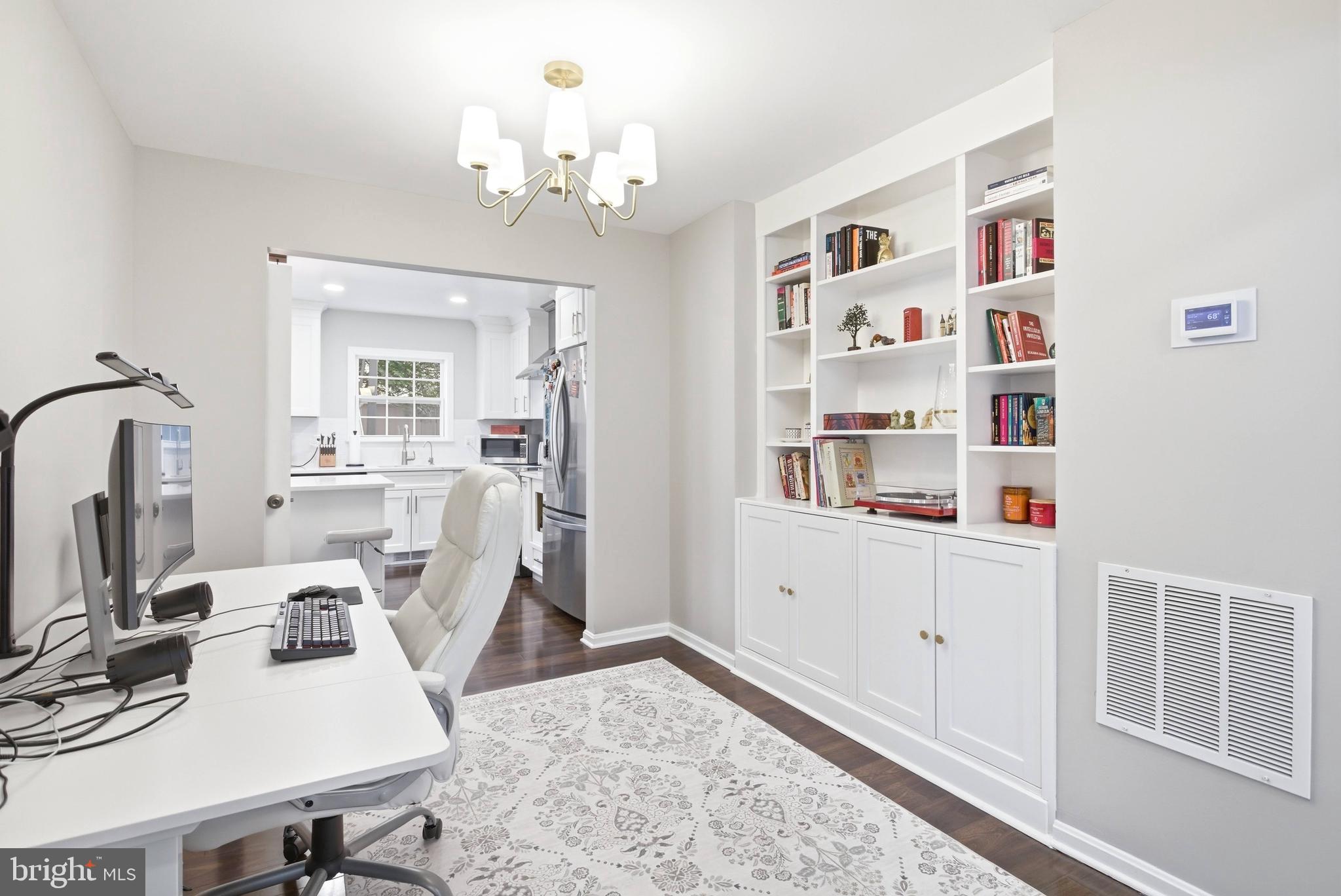 COMSTOCK - Residential