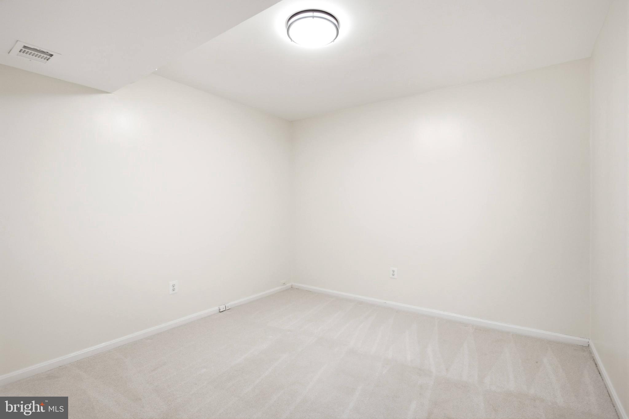 COMSTOCK - Residential