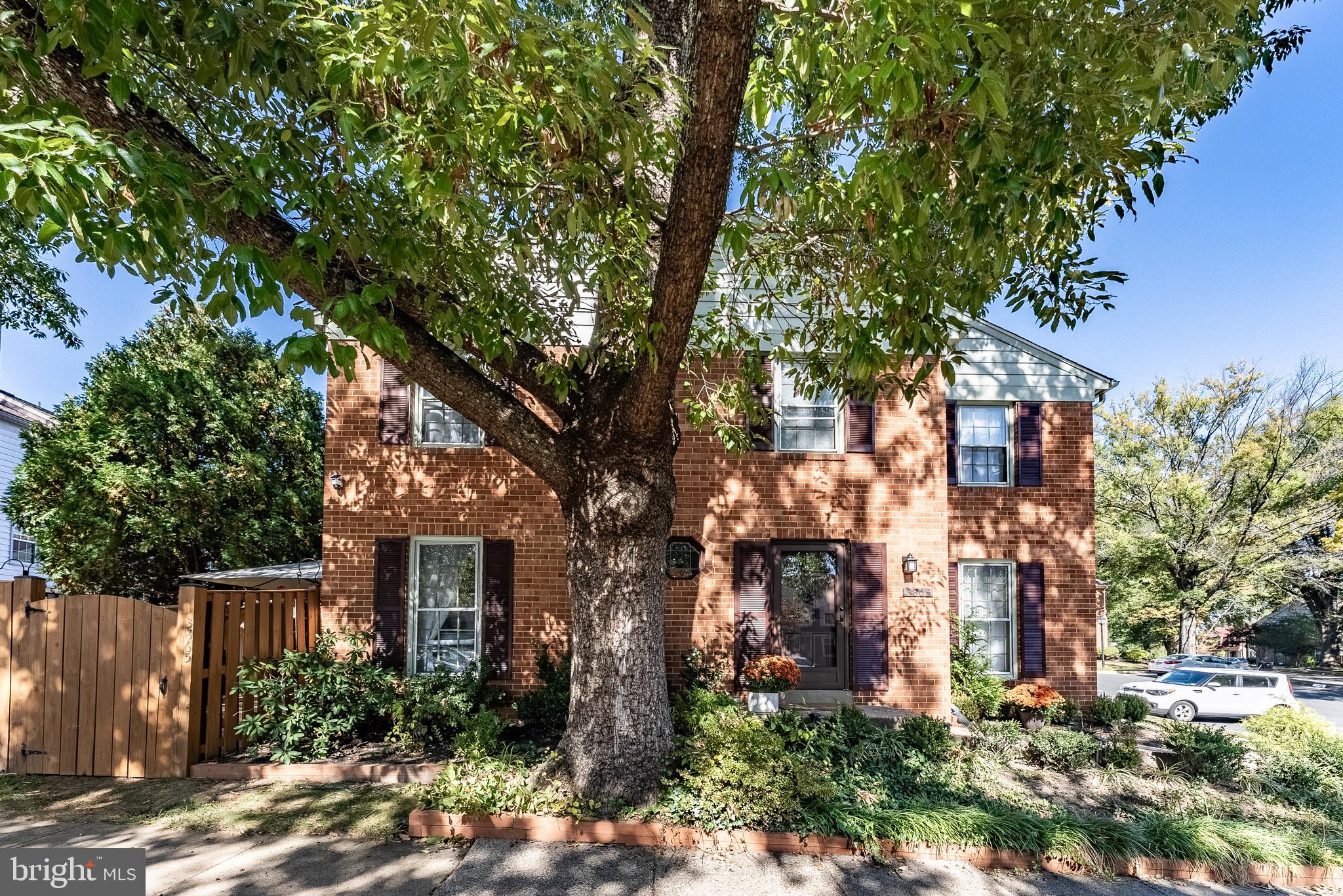 COMSTOCK - Residential