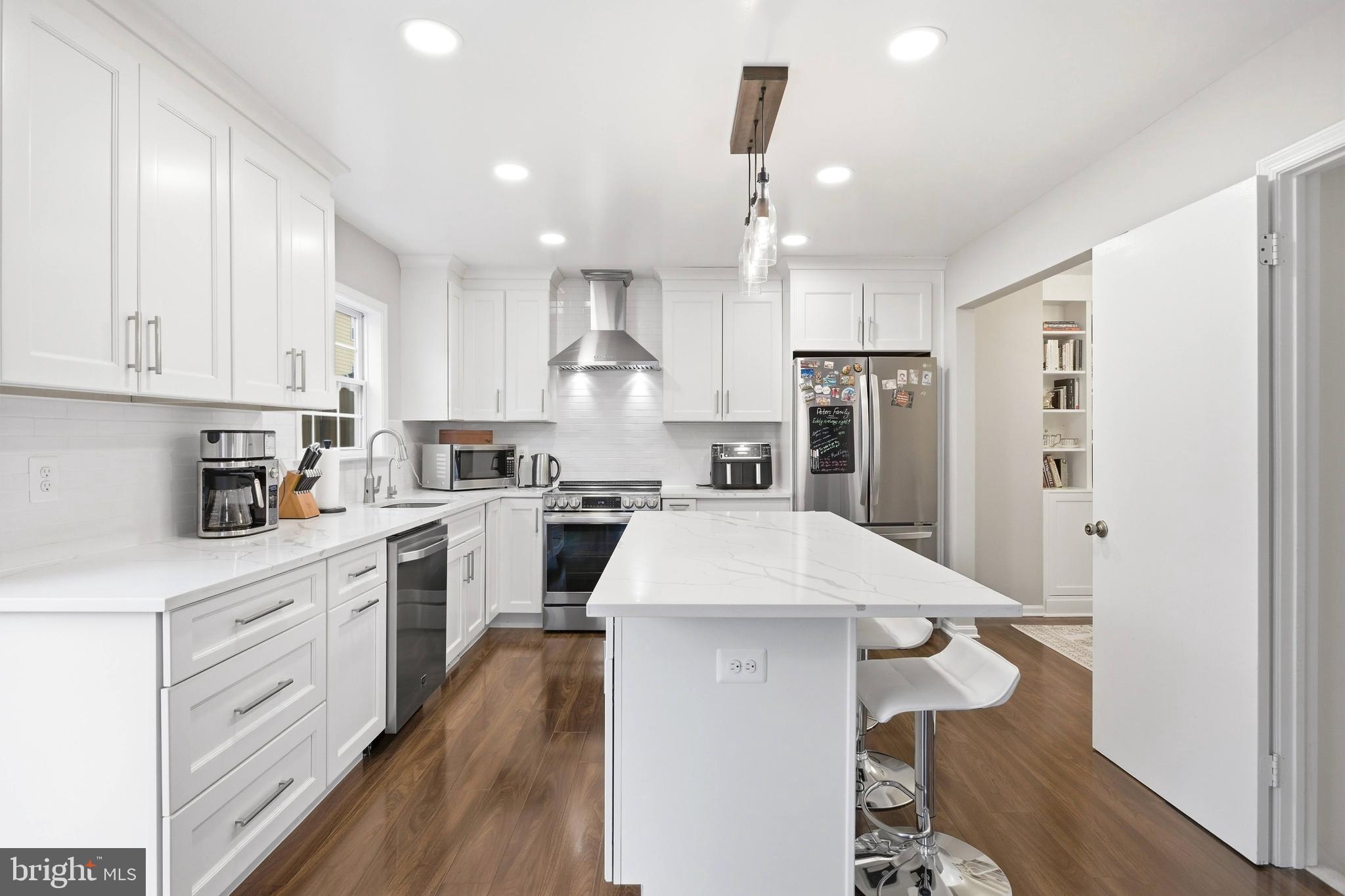 COMSTOCK - Residential