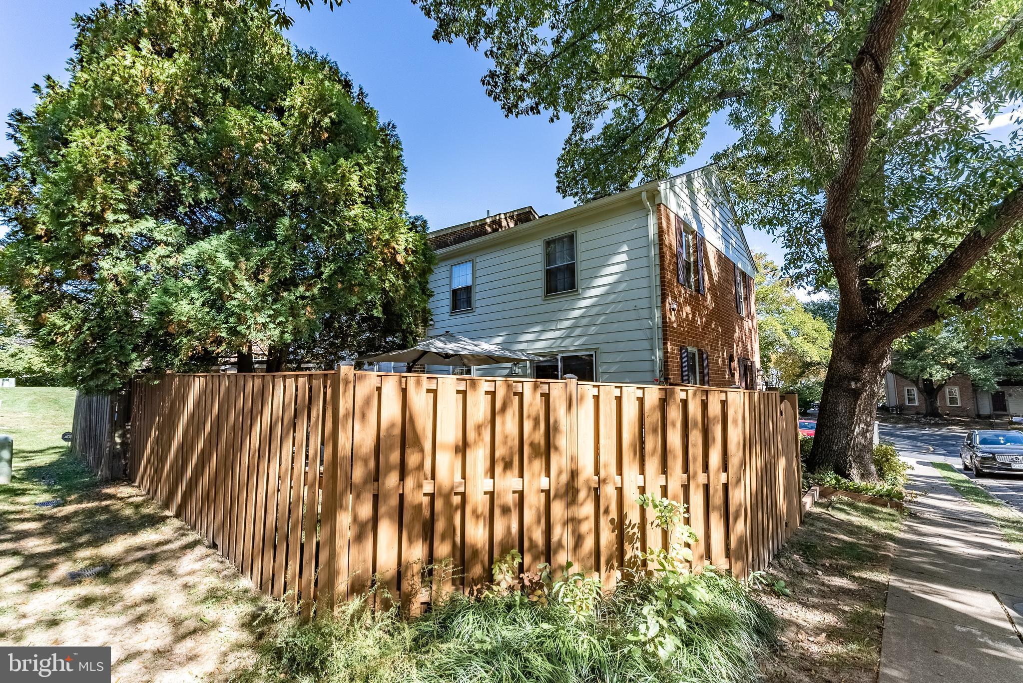 COMSTOCK - Residential