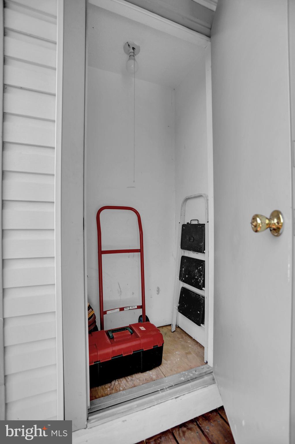 RED FOX FARMS - Residential