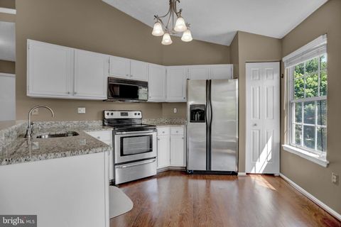 35 BEAGLE RUN 90 NOTTINGHAM MD 21236