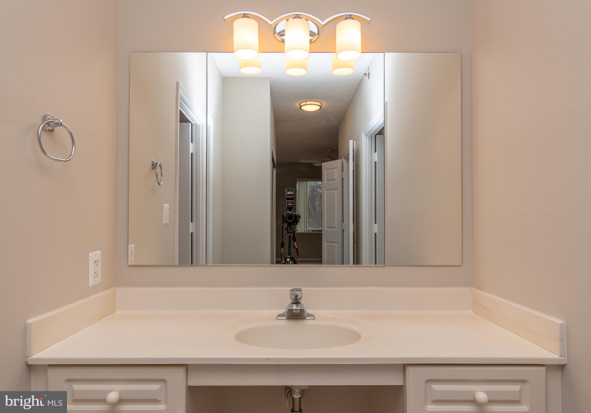 VANTAGE POINT WEST AT LW - Residential