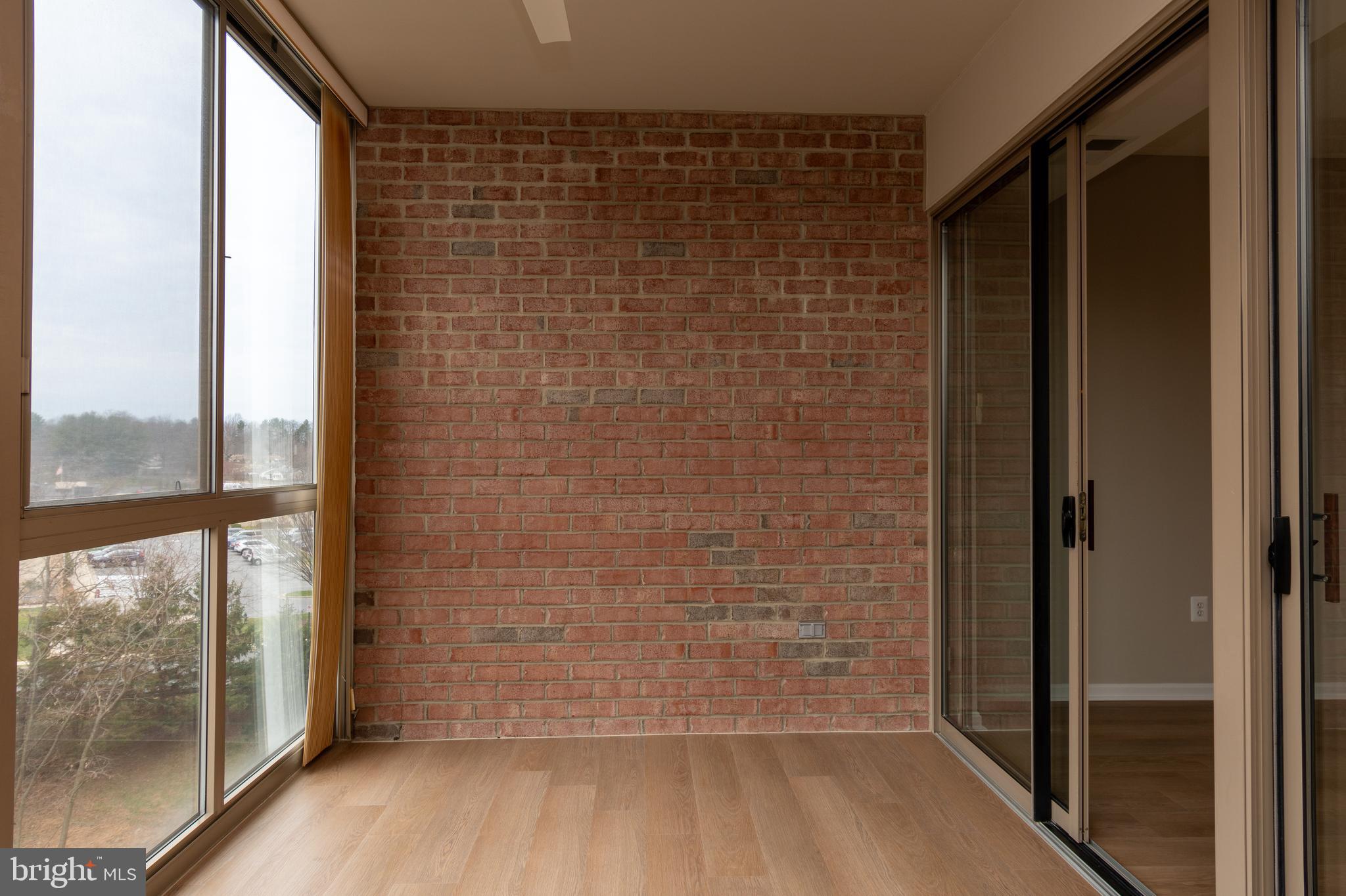 VANTAGE POINT WEST AT LW - Residential