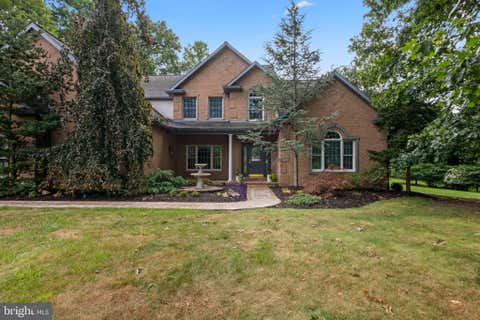 Homes For Sale - 5 Holly Lane<br/> Berks County, MOHNTON, PA 19540