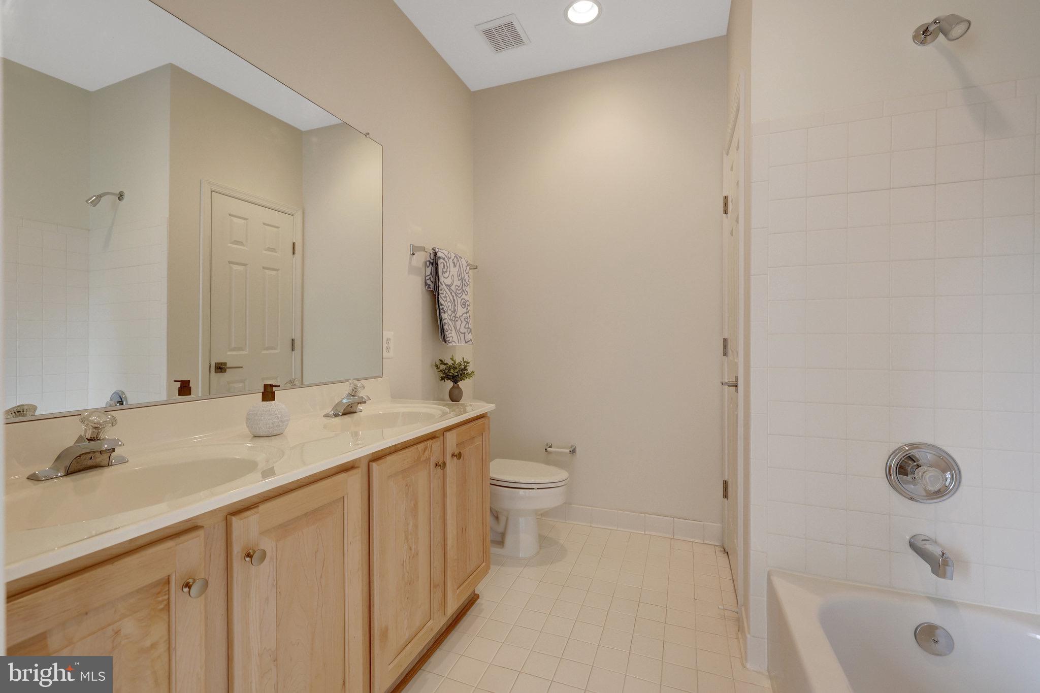 MARSHALL ESTATES - Residential