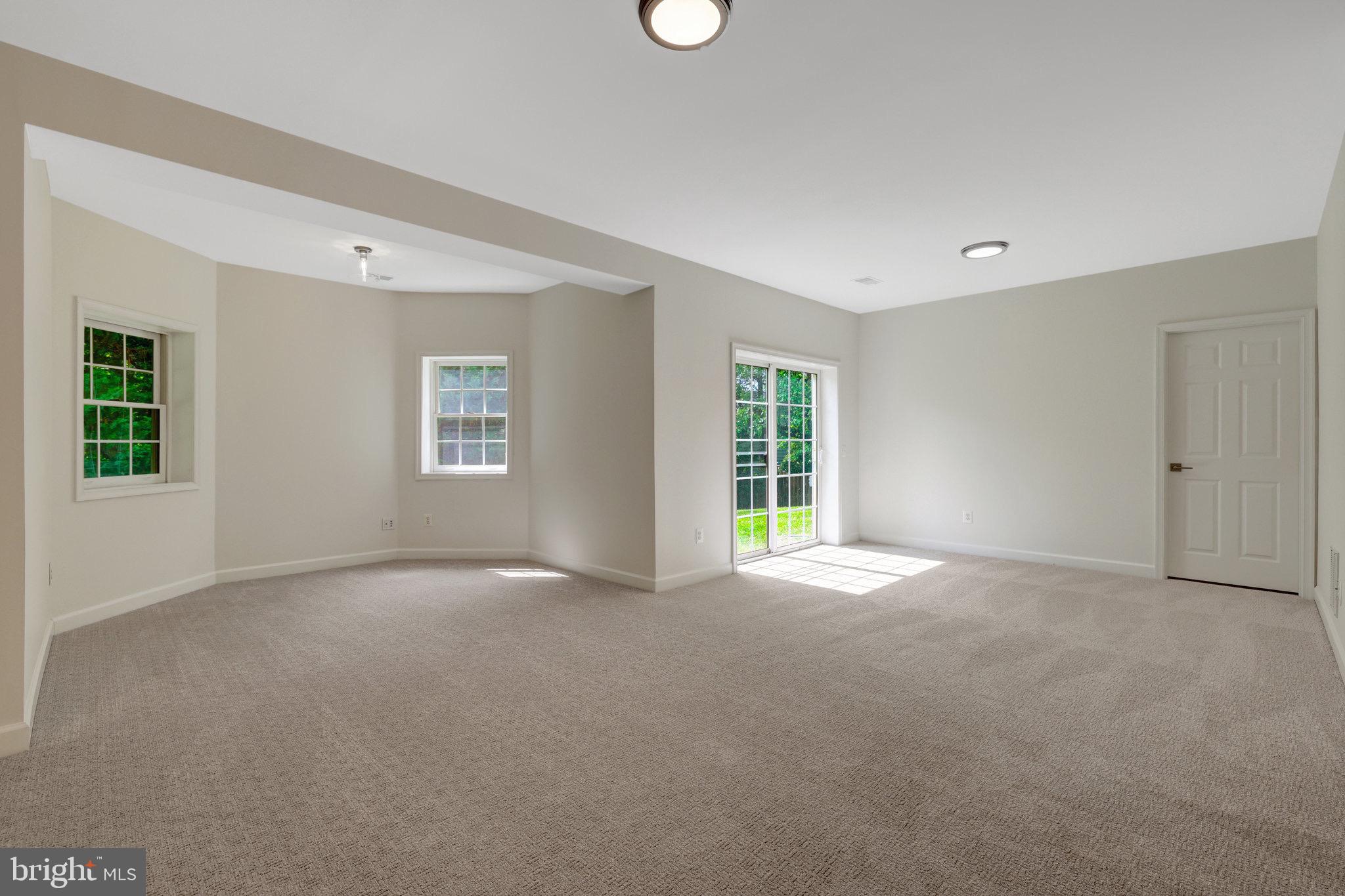 MARSHALL ESTATES - Residential