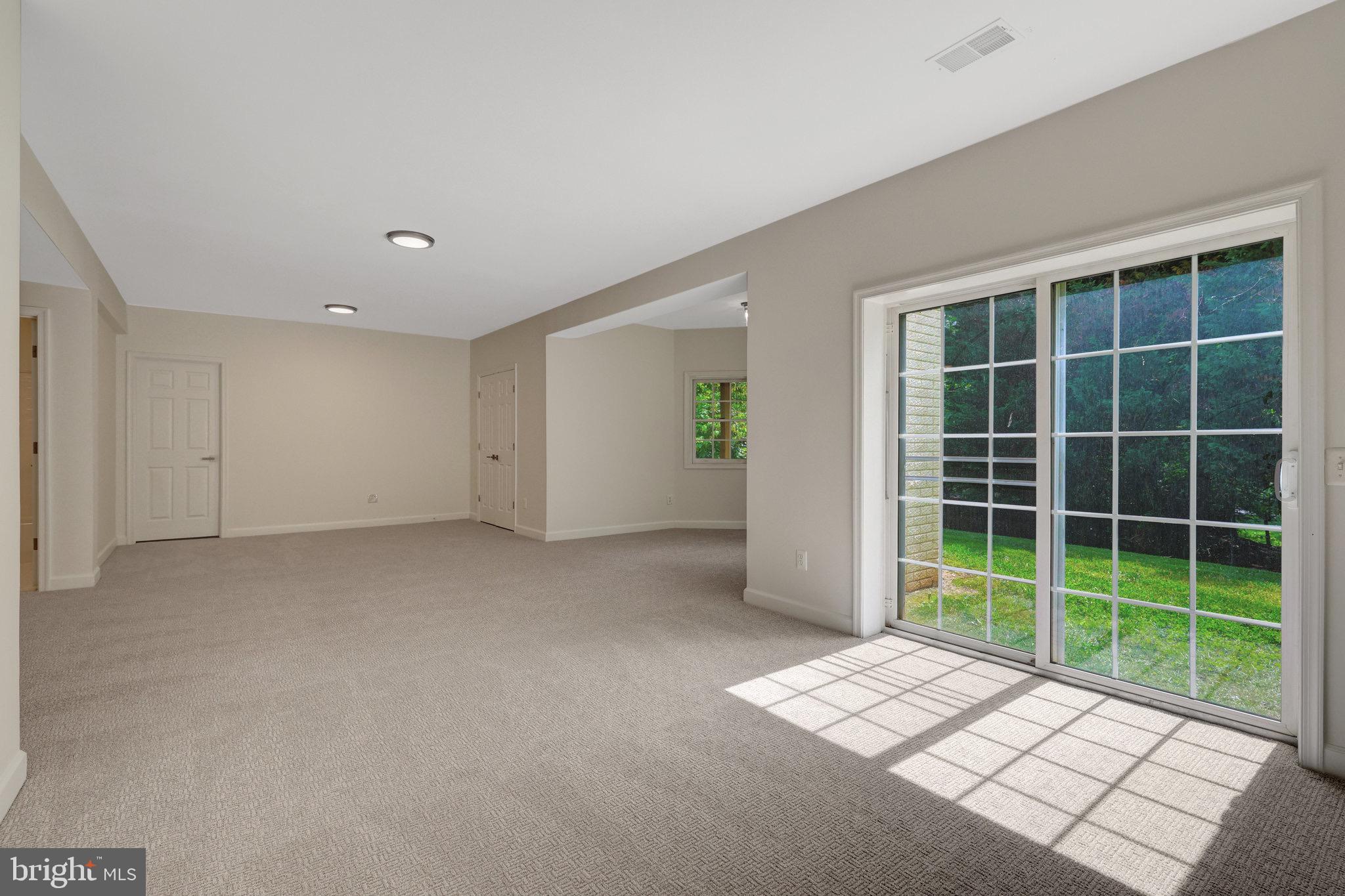 MARSHALL ESTATES - Residential