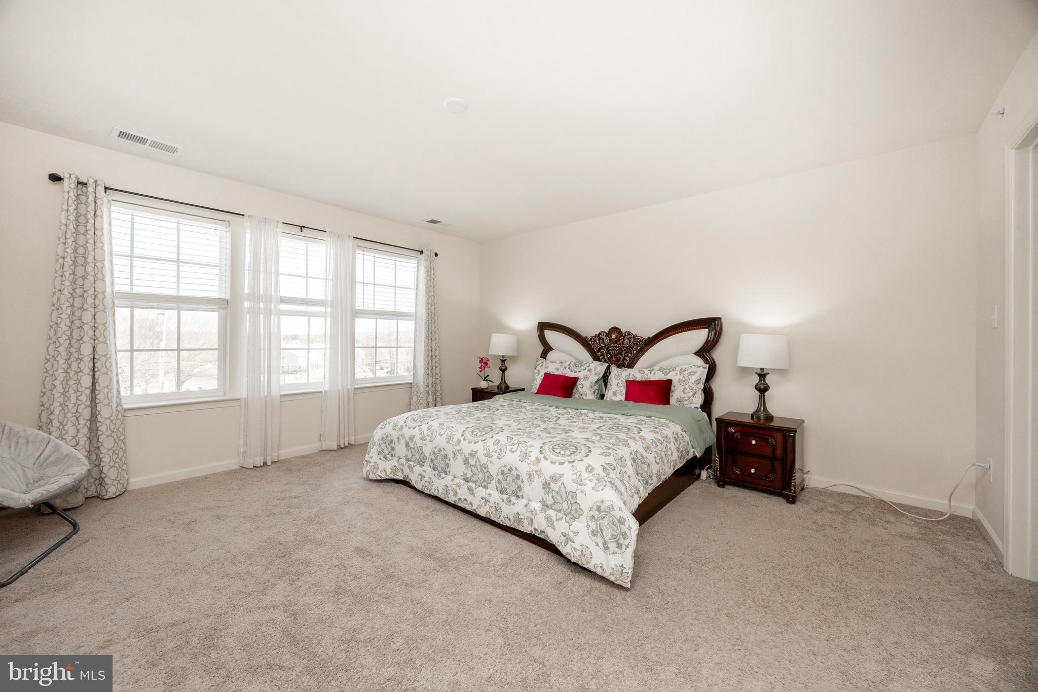 WATERLOO RESERVE - Residential