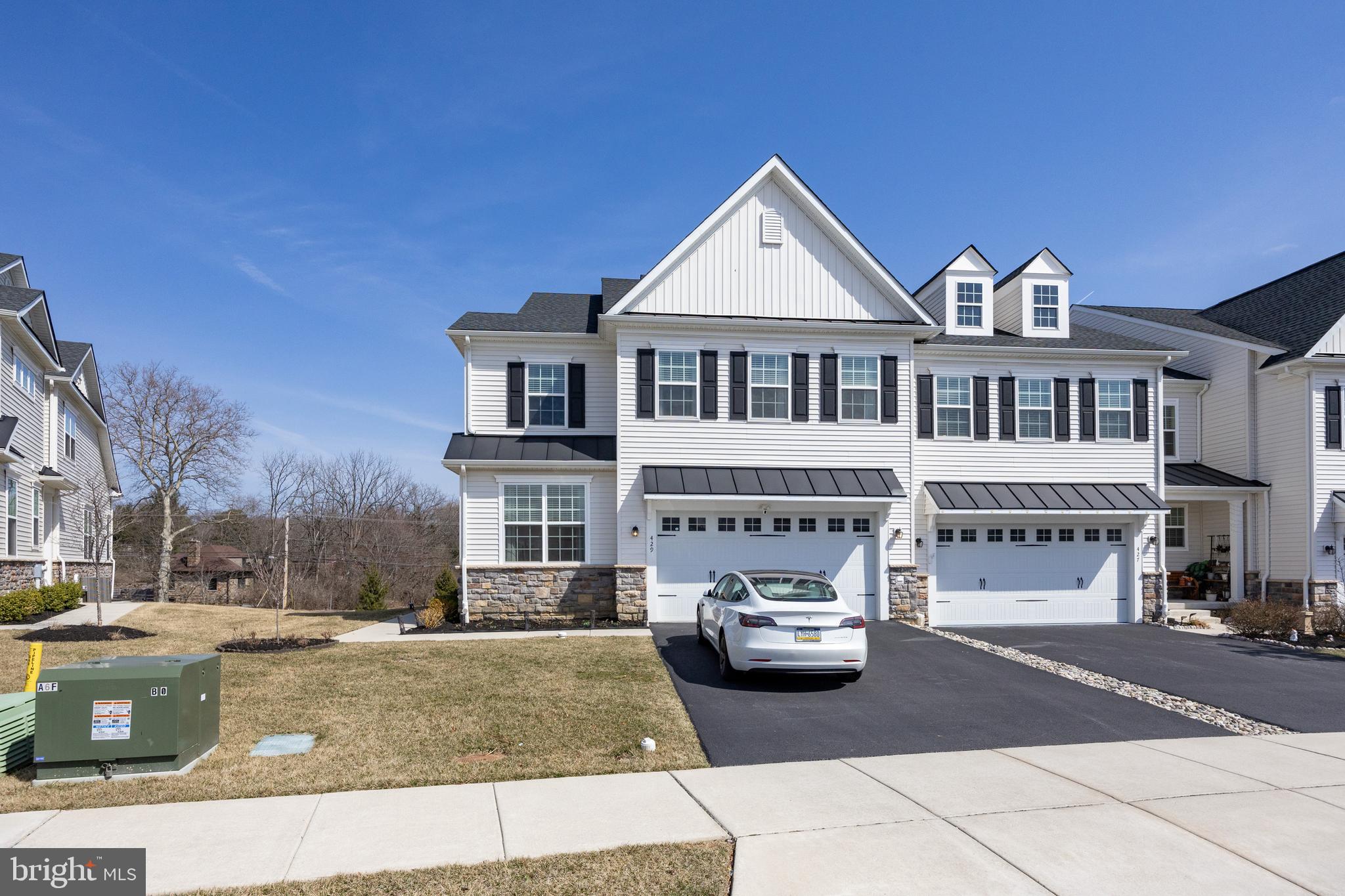 WATERLOO RESERVE - Residential