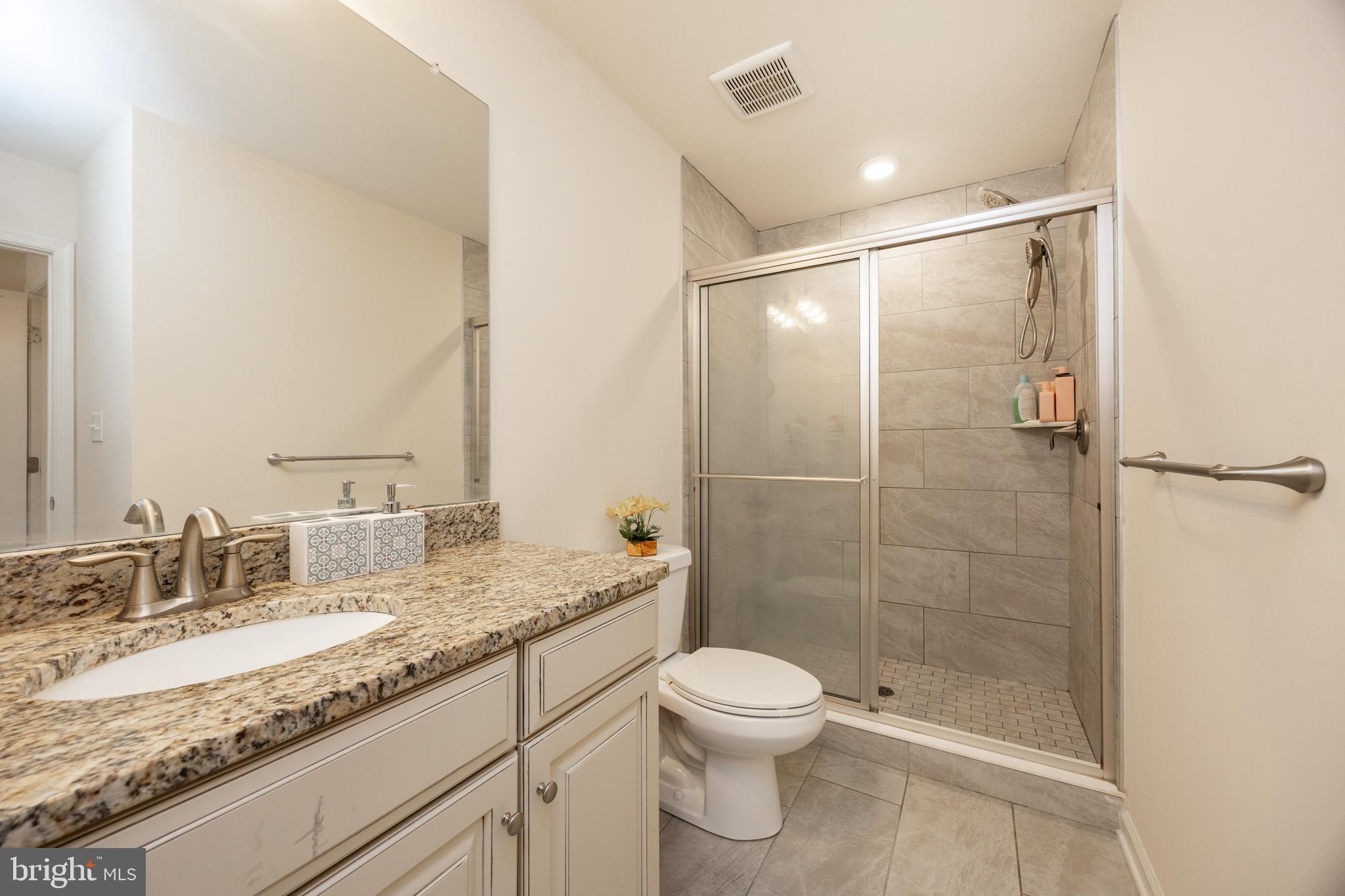 WATERLOO RESERVE - Residential