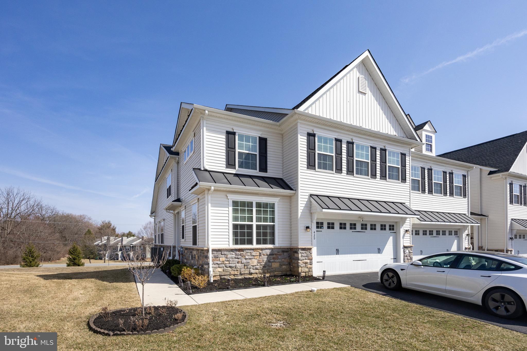 WATERLOO RESERVE - Residential