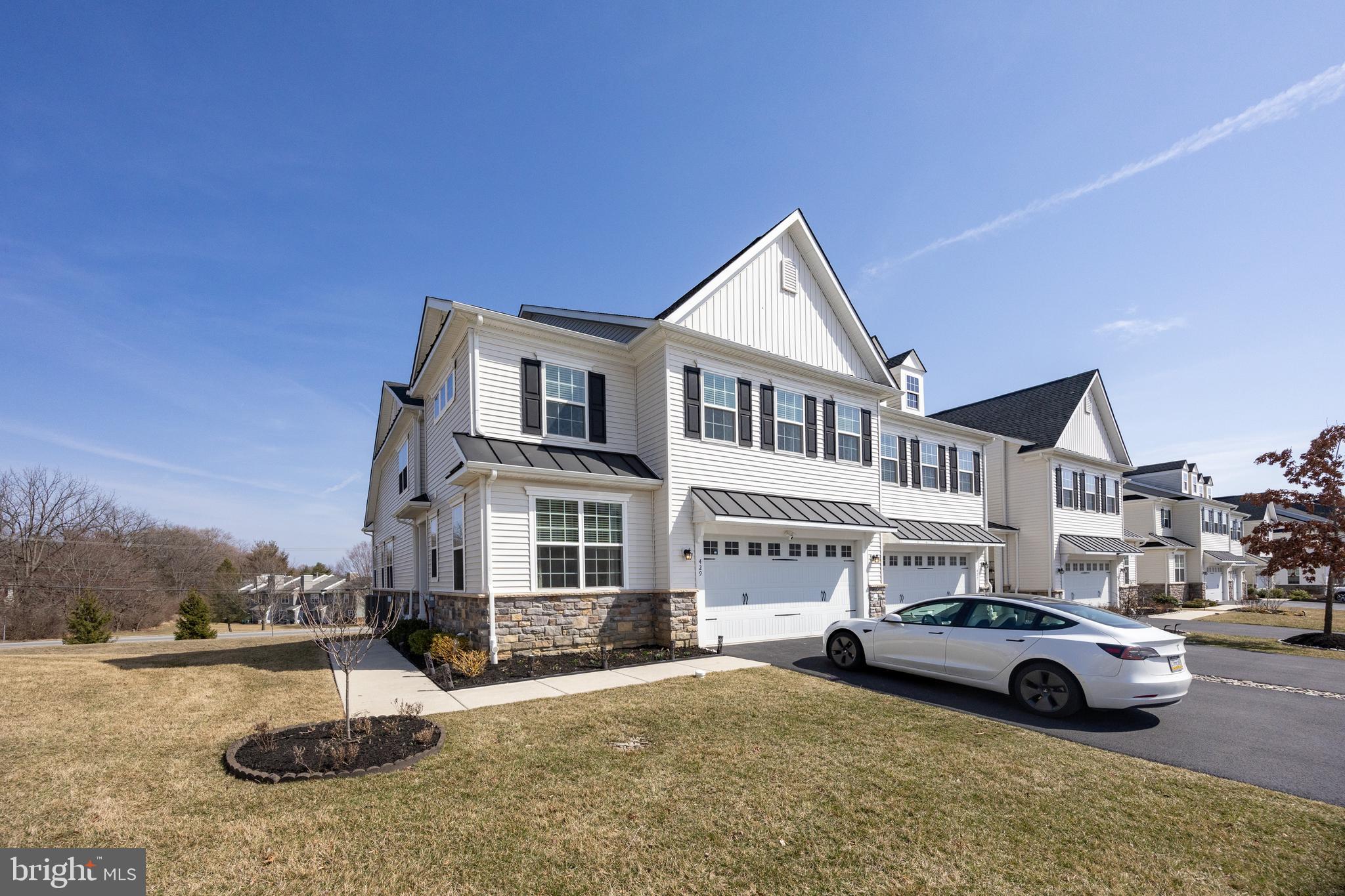 WATERLOO RESERVE - Residential