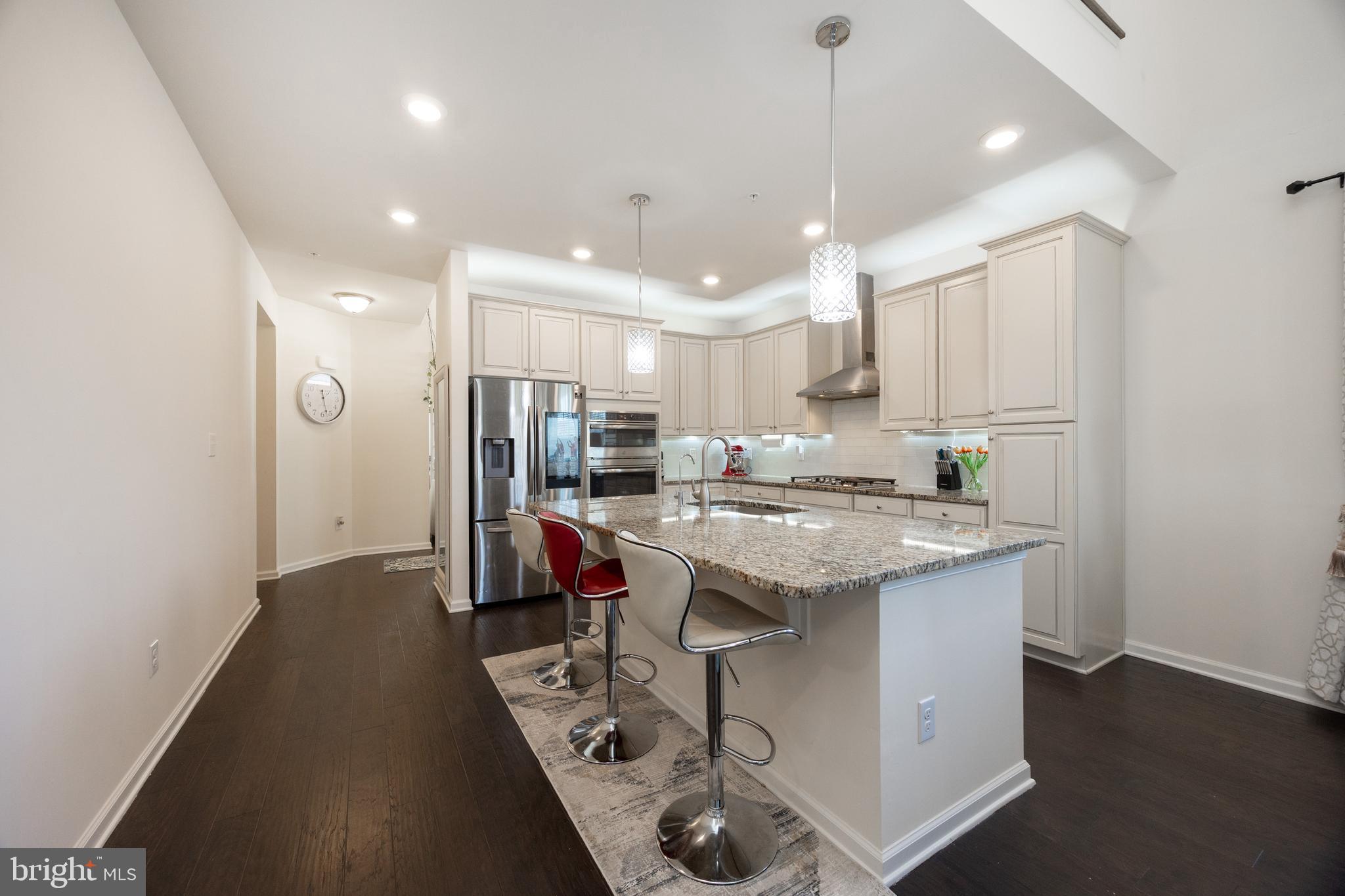 WATERLOO RESERVE - Residential