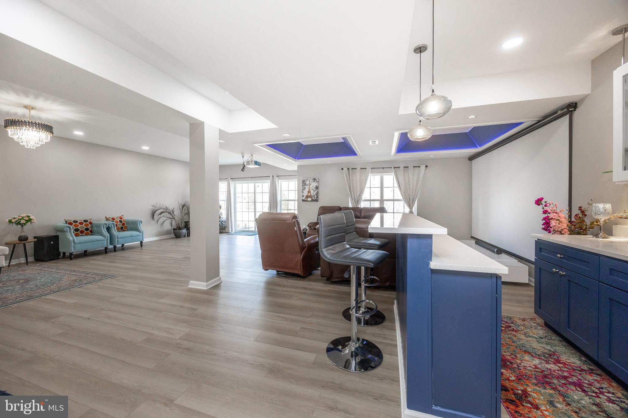 WATERLOO RESERVE - Residential