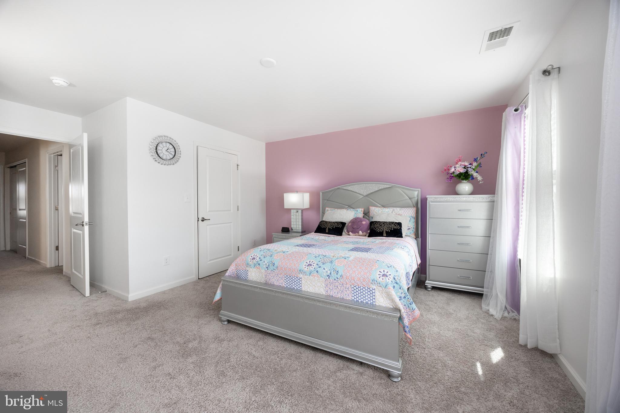 WATERLOO RESERVE - Residential