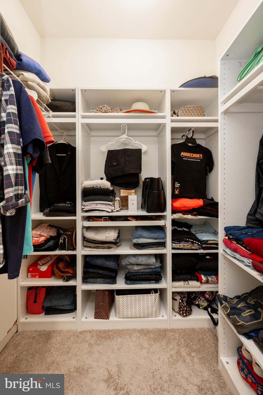 WATERLOO RESERVE - Residential