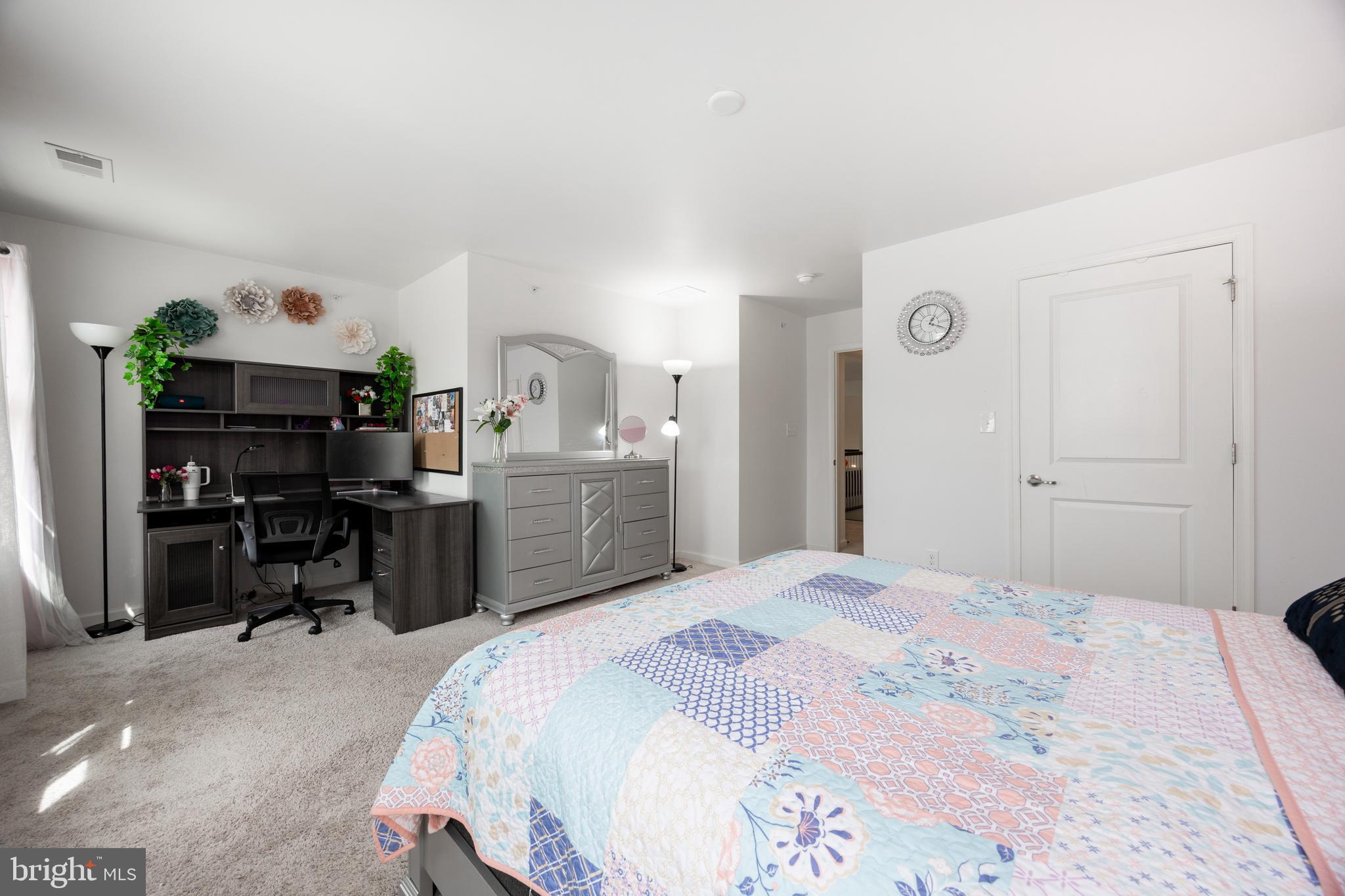 WATERLOO RESERVE - Residential