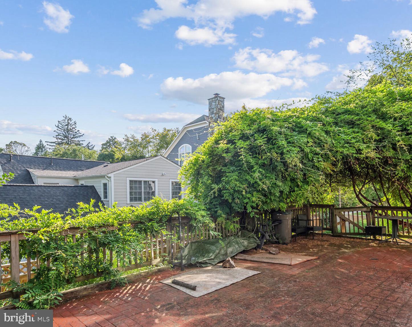 BRADLEY VILLAGE - Residential