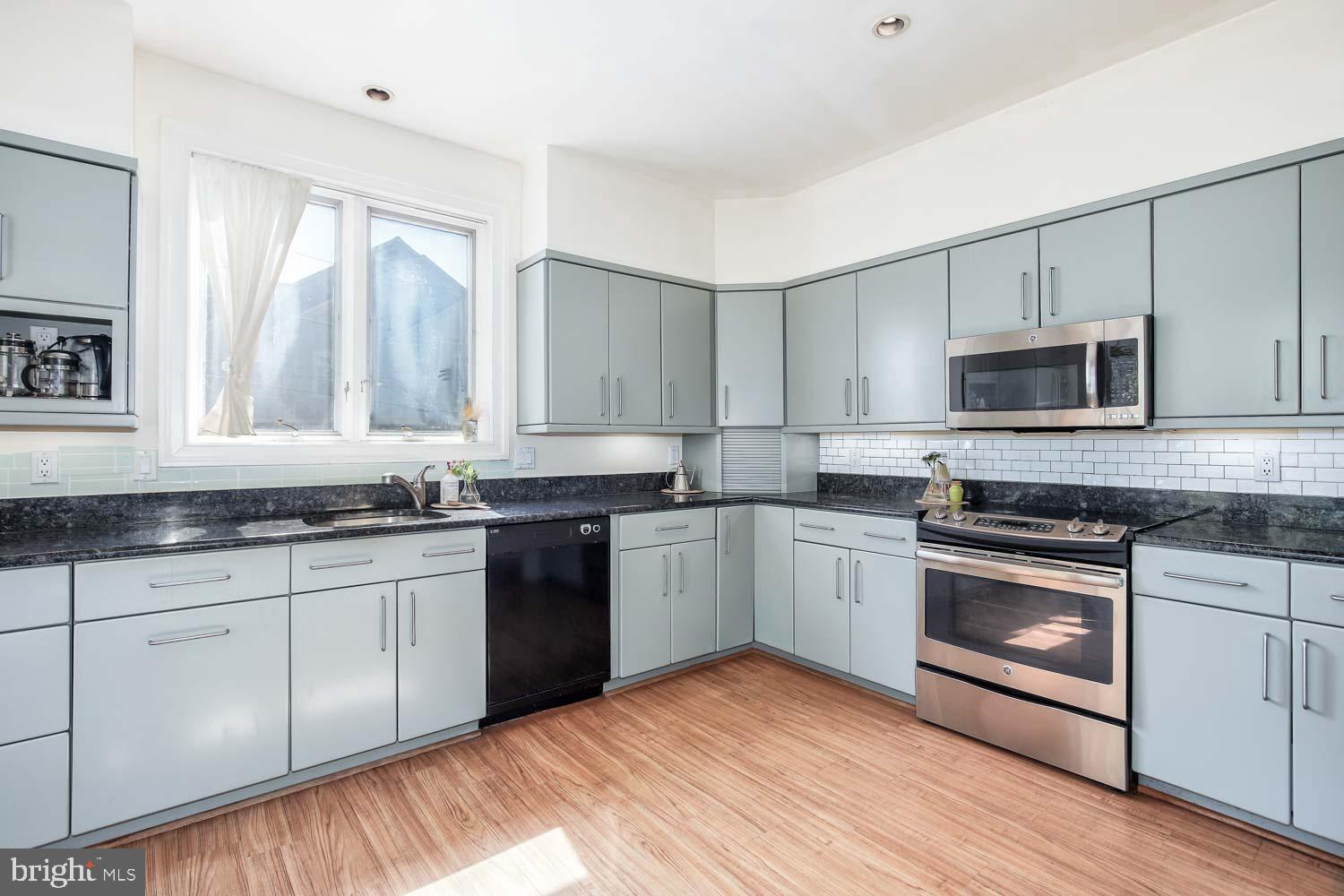 BRADLEY VILLAGE - Residential