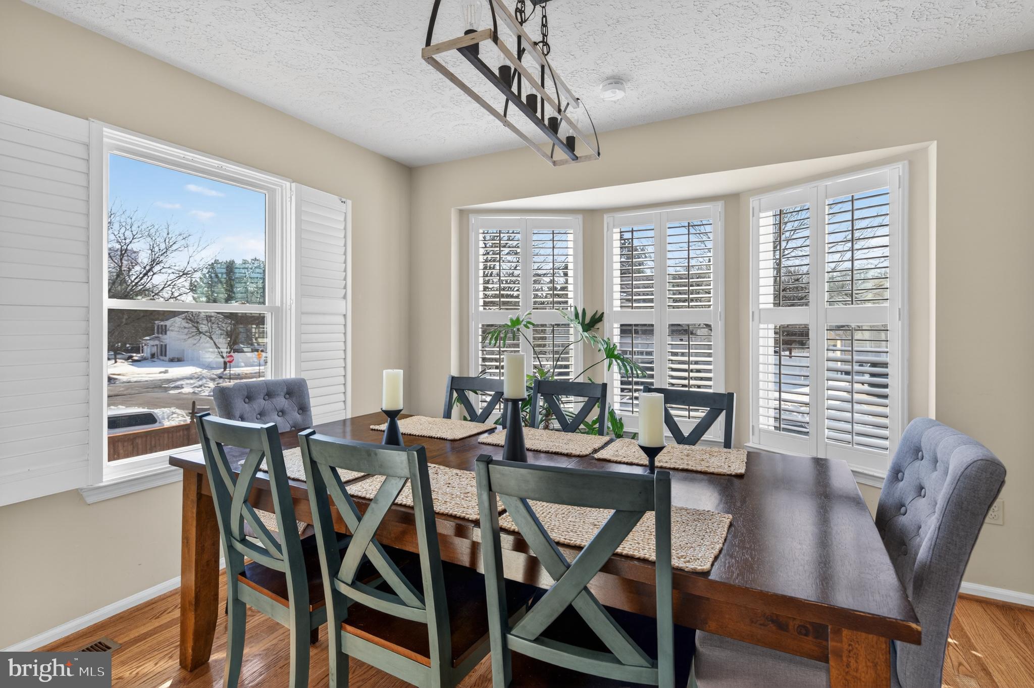 THE PROVINCES - Residential