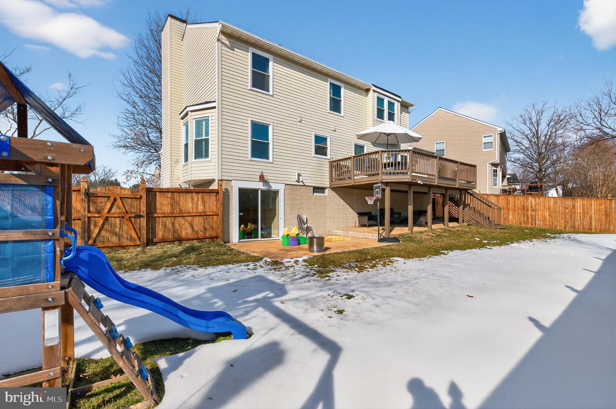 THE PROVINCES - Residential