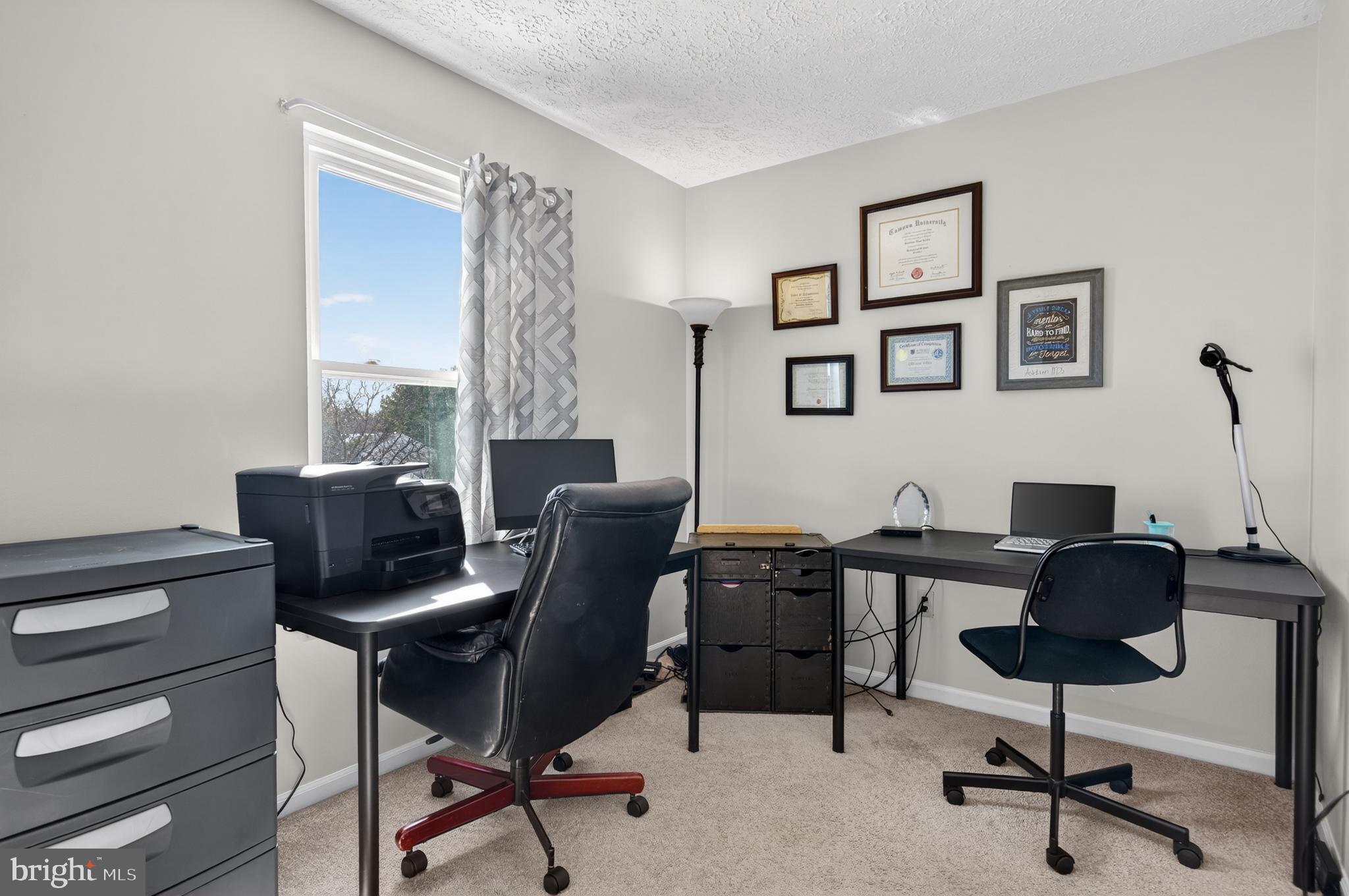 THE PROVINCES - Residential