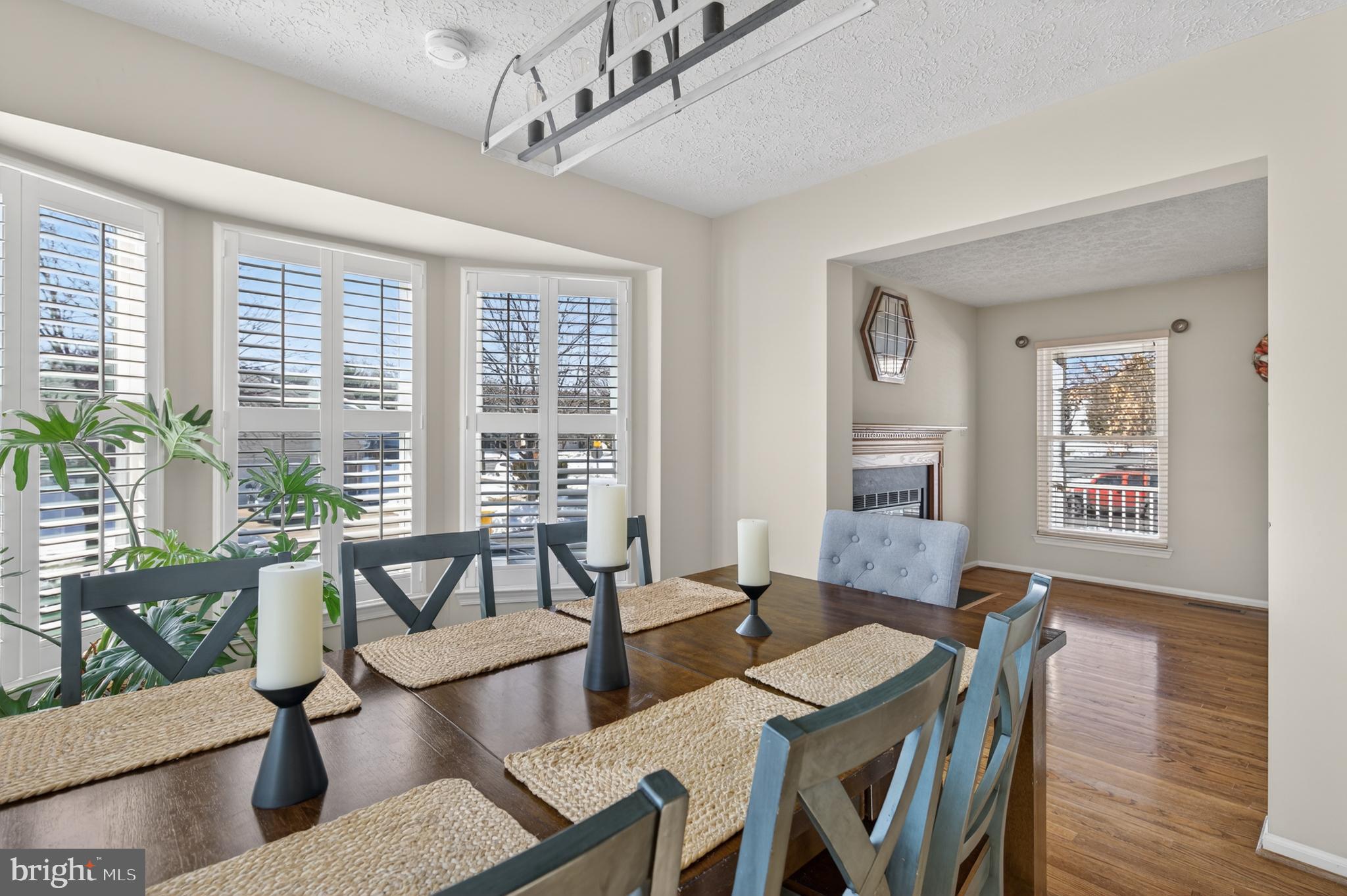 THE PROVINCES - Residential