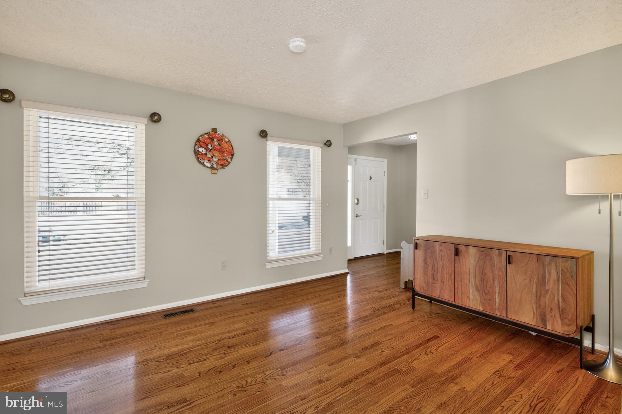 THE PROVINCES - Residential