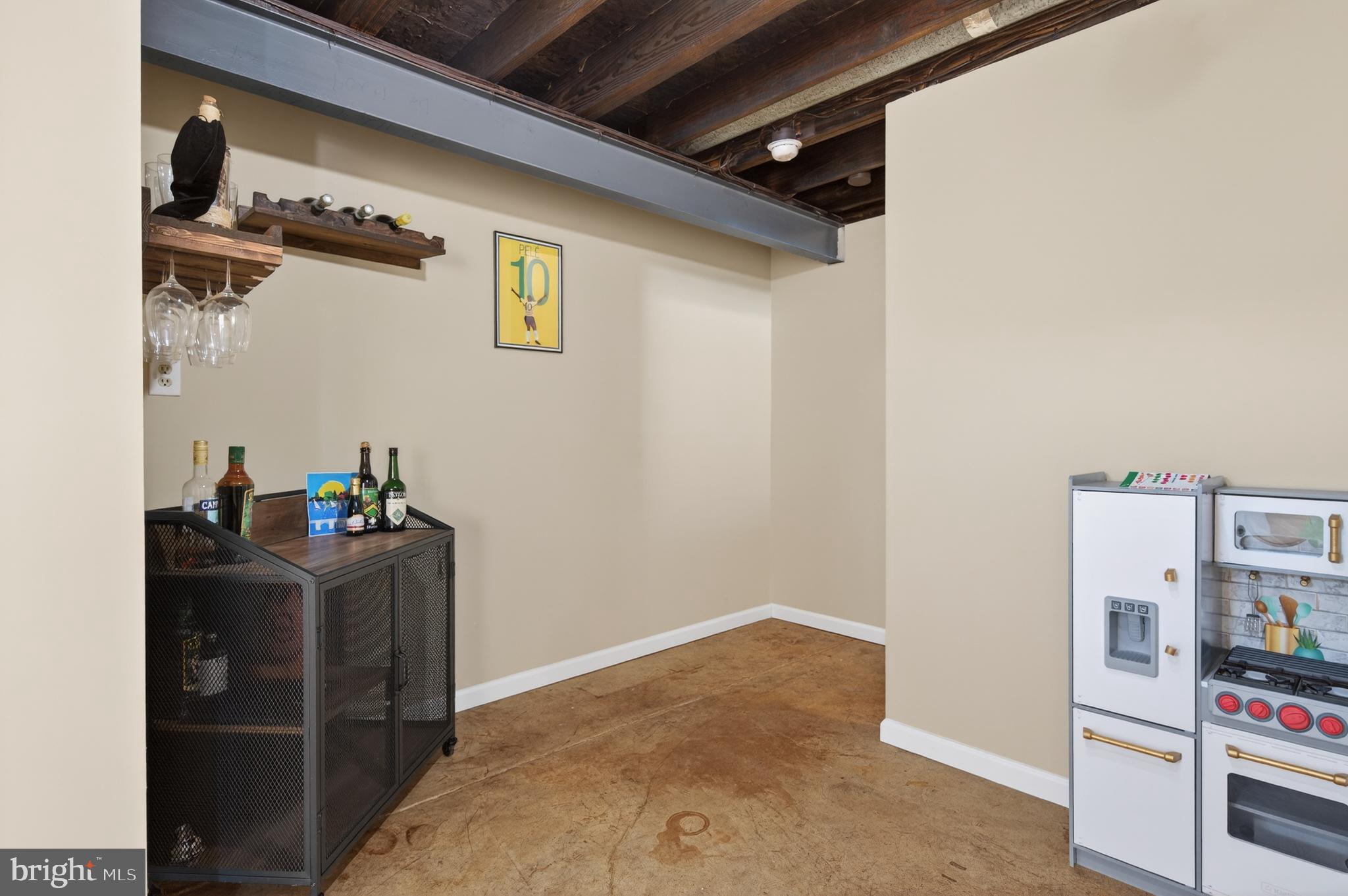 THE PROVINCES - Residential