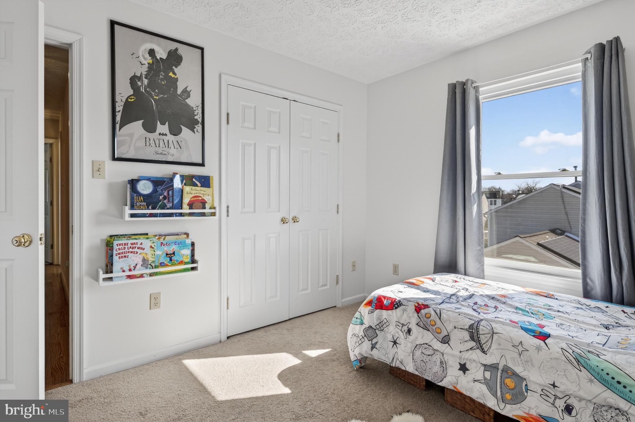 THE PROVINCES - Residential