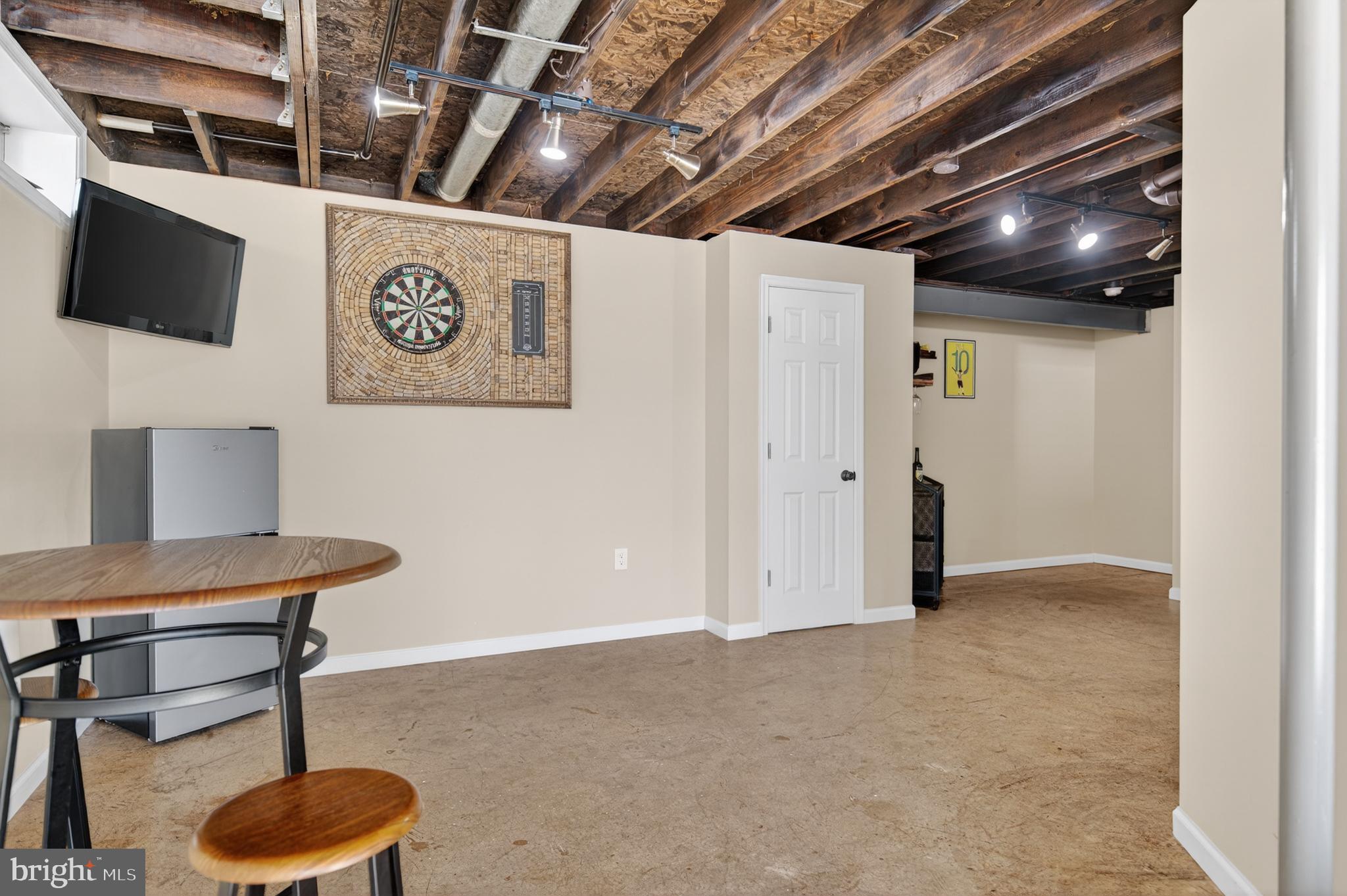 THE PROVINCES - Residential