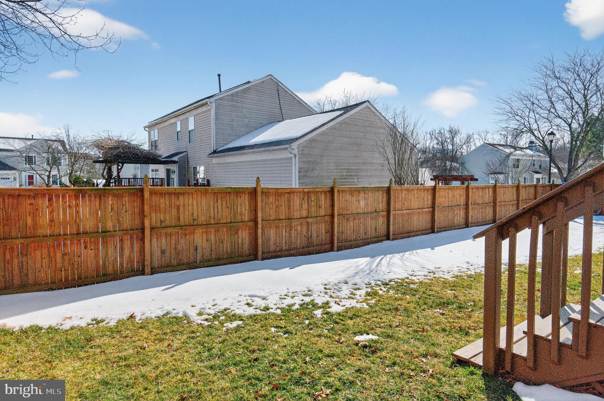 THE PROVINCES - Residential