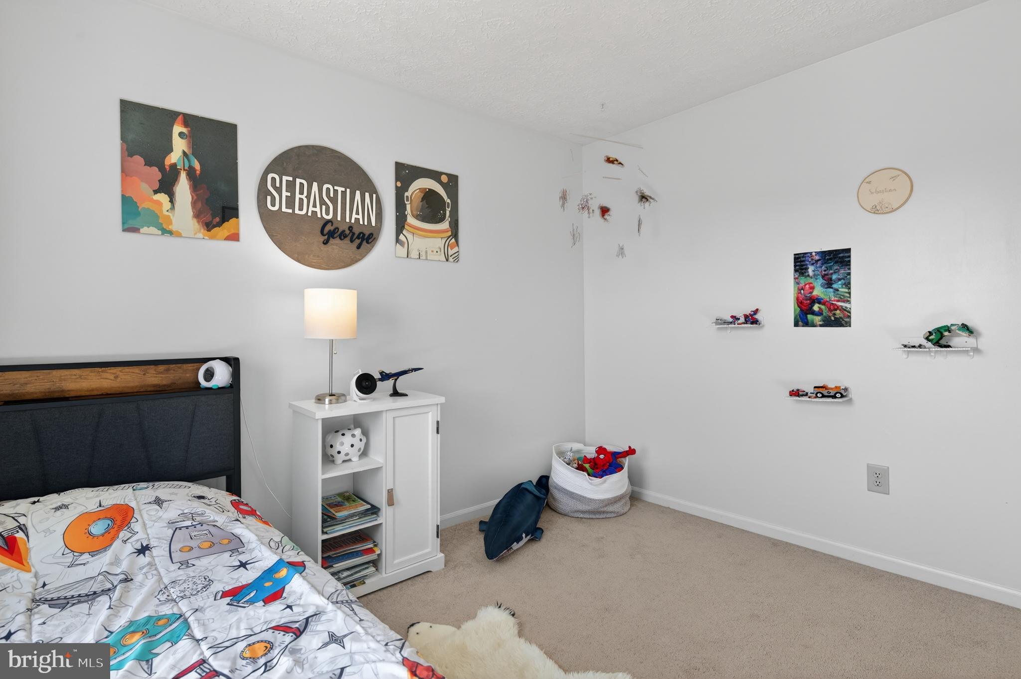 THE PROVINCES - Residential