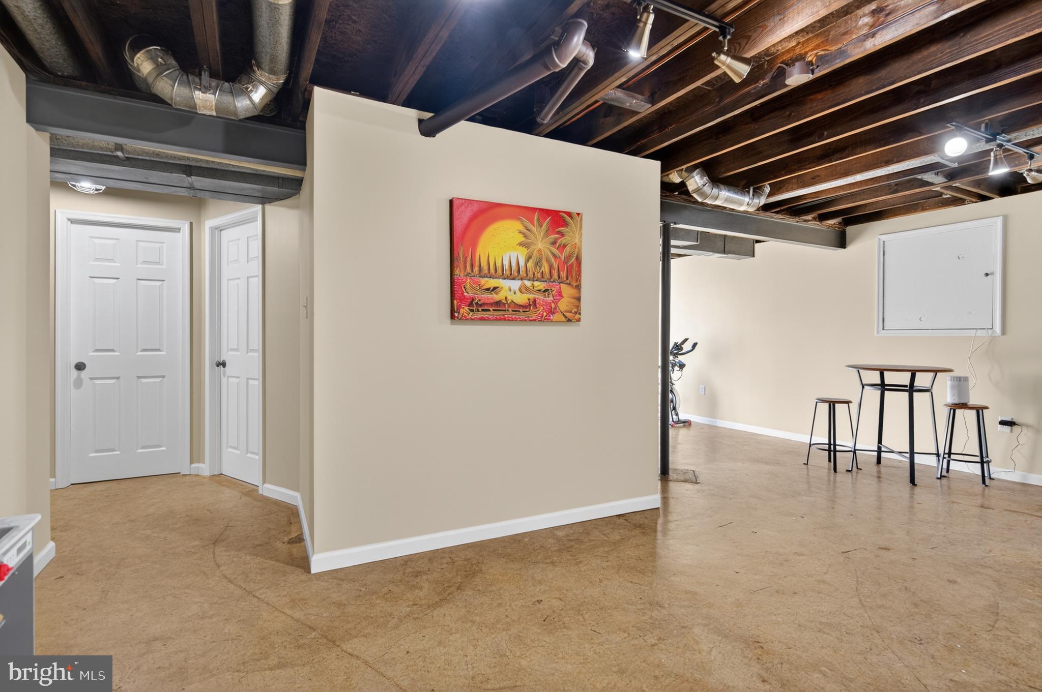 THE PROVINCES - Residential