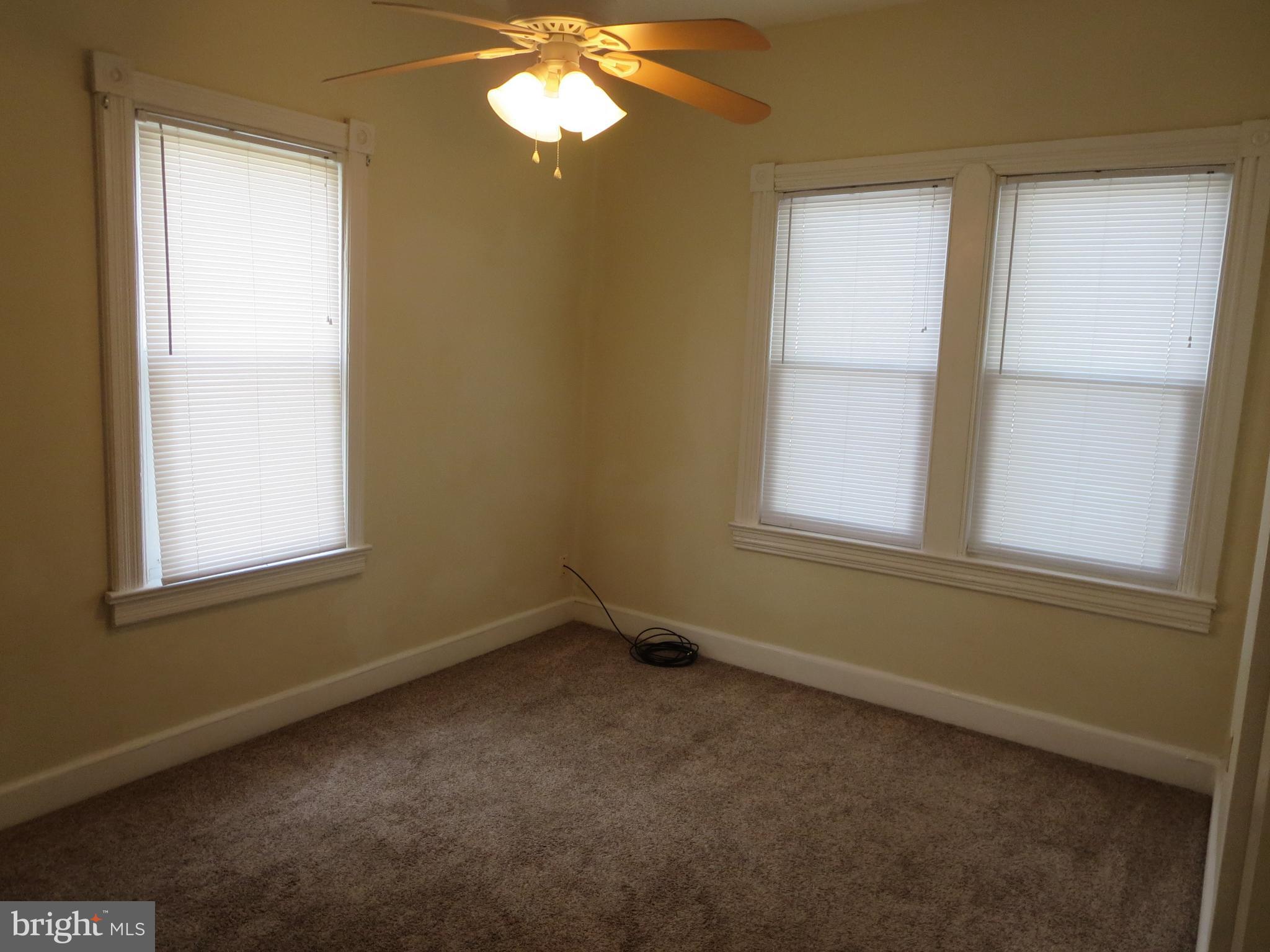 COLONIAL BEACH - Residential Lease