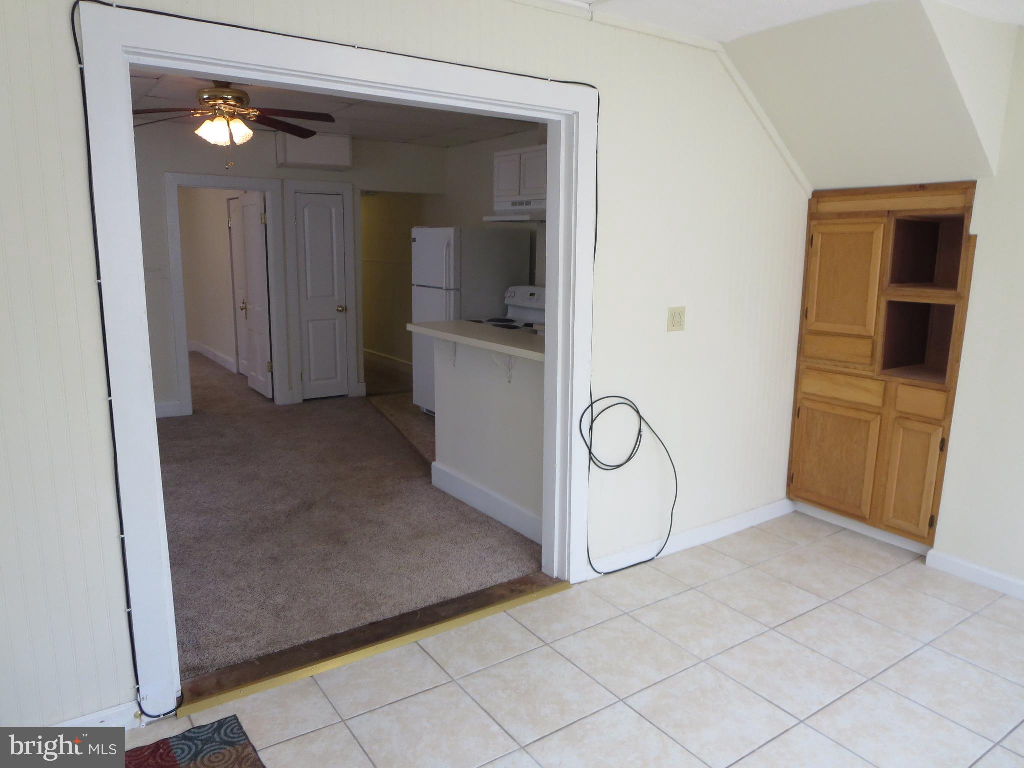 COLONIAL BEACH - Residential Lease