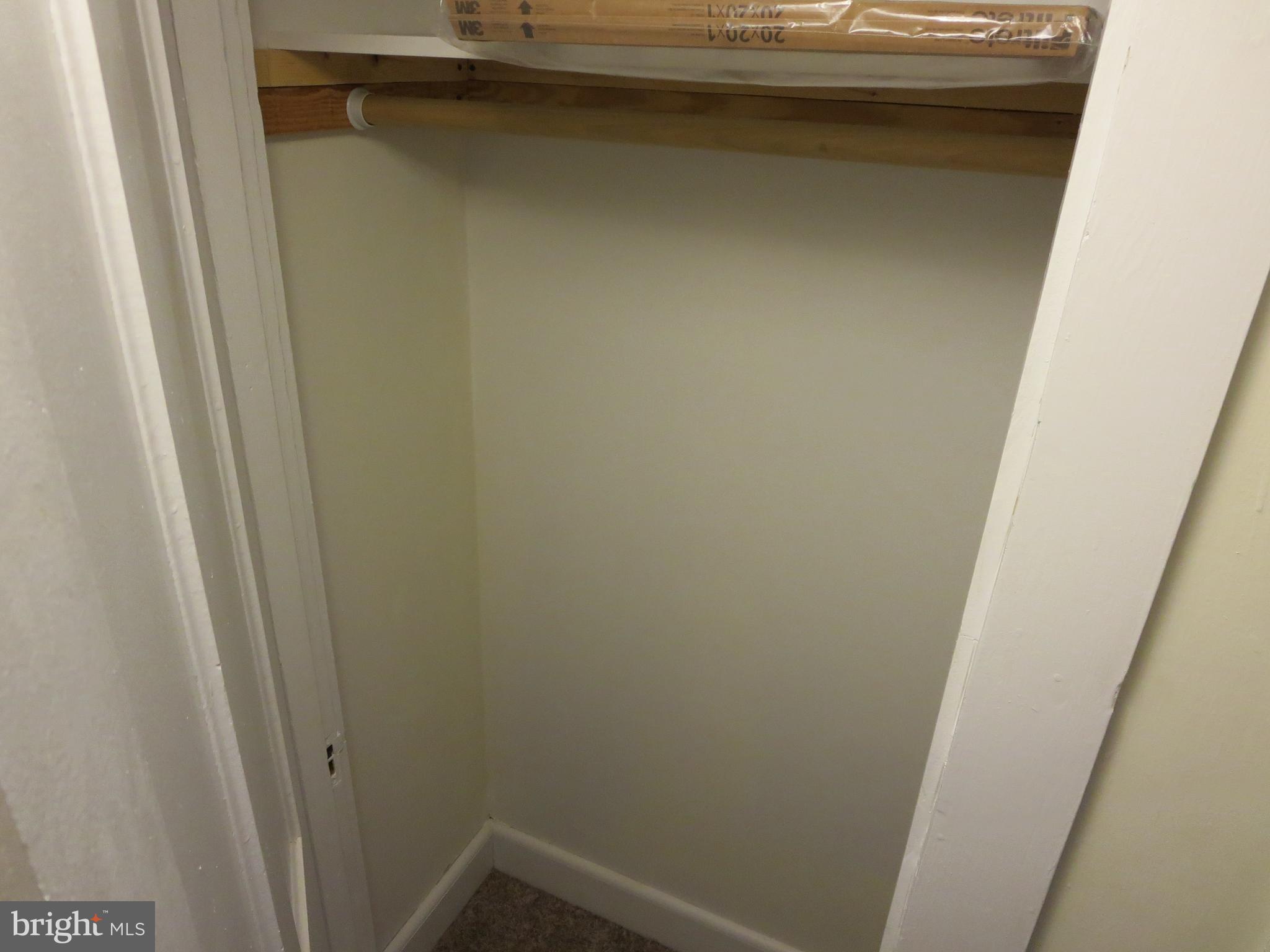 COLONIAL BEACH - Residential Lease