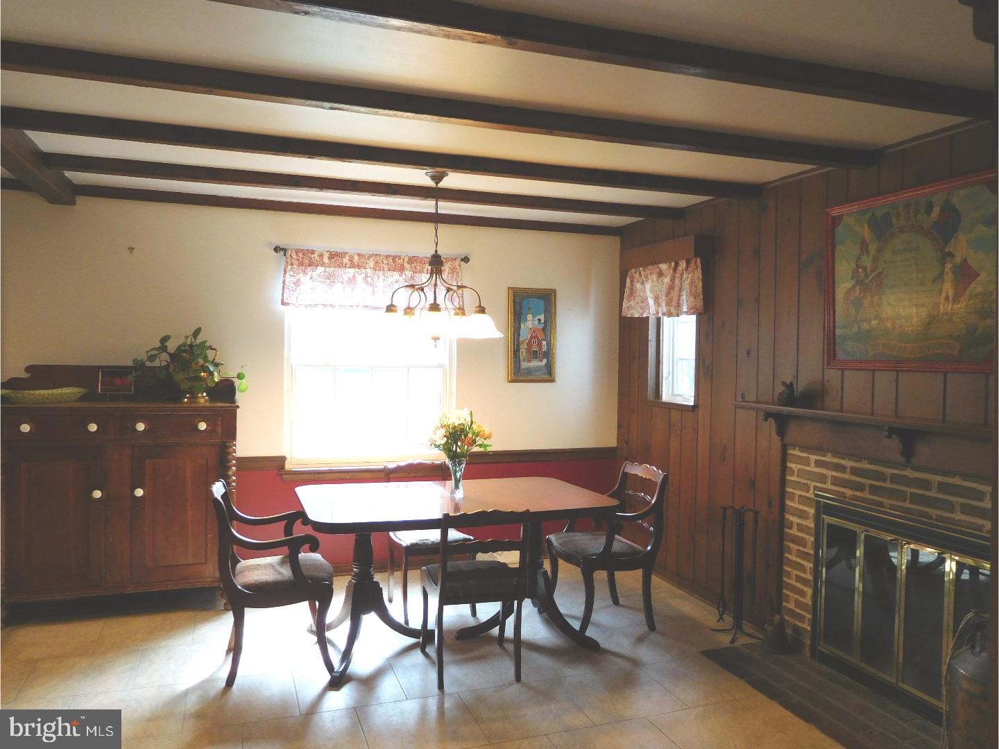 RADNOR HUNT - Residential