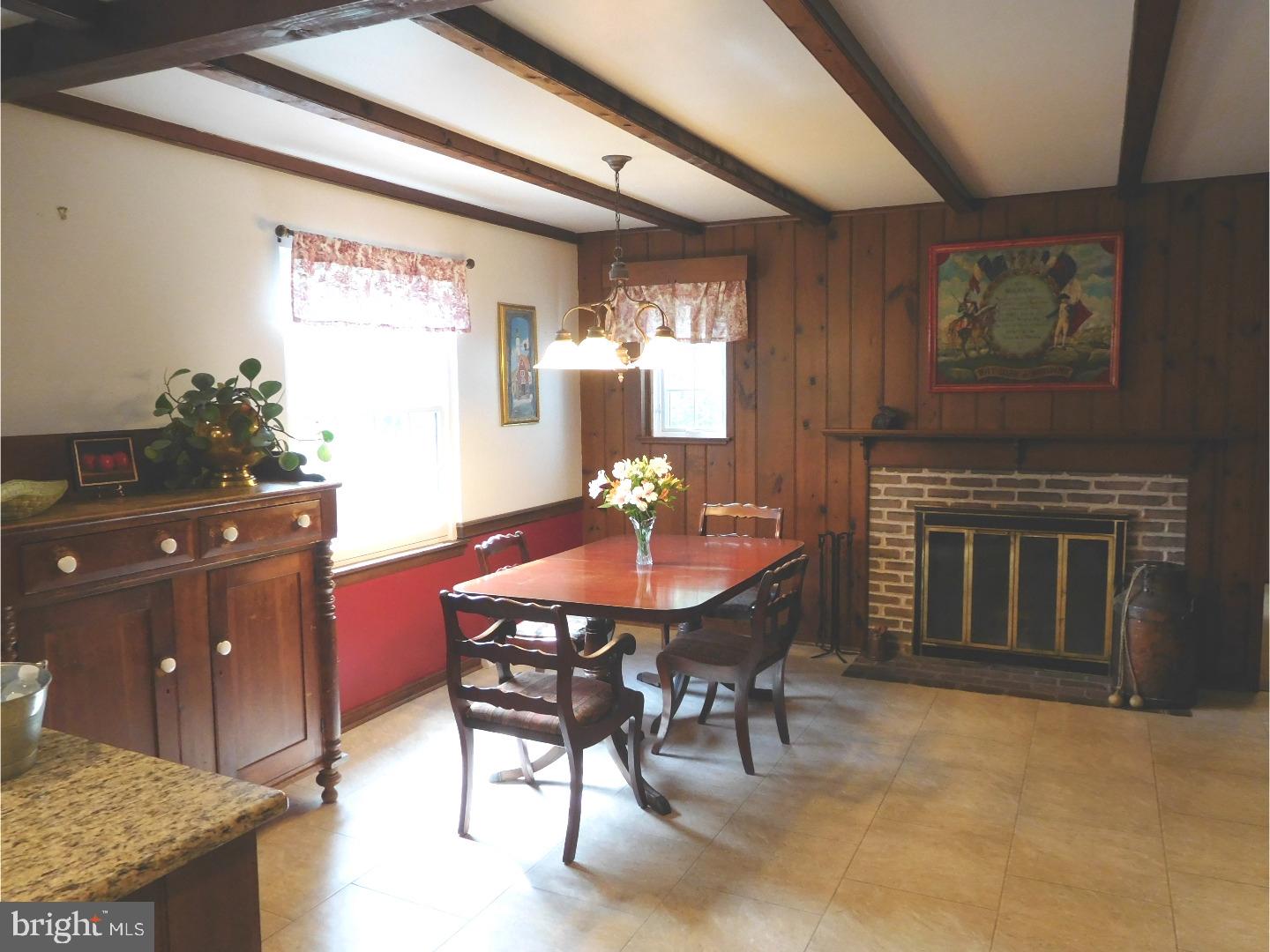 RADNOR HUNT - Residential